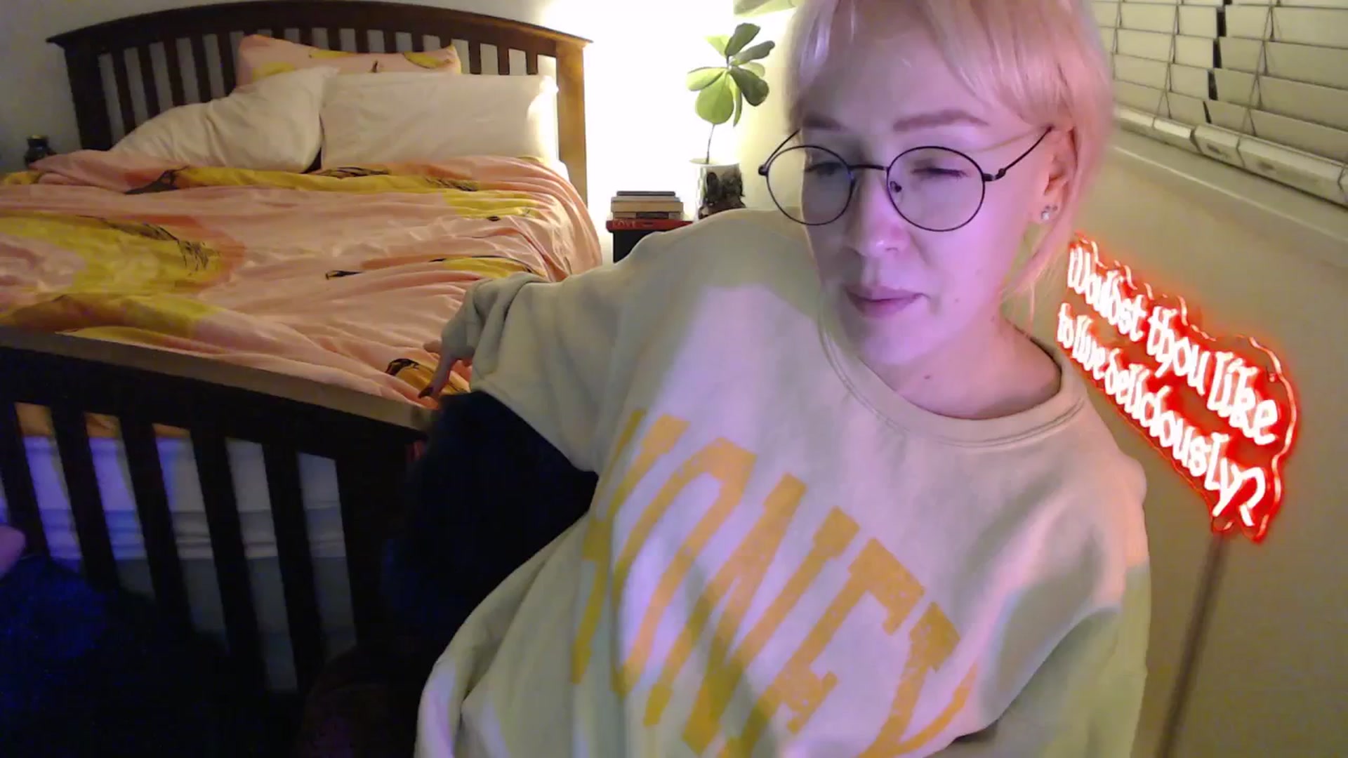 Gallery image thumbnail from NahlaHoney's myfreecams stream on, 10/31/2025, 04:49 image 12 of 20
