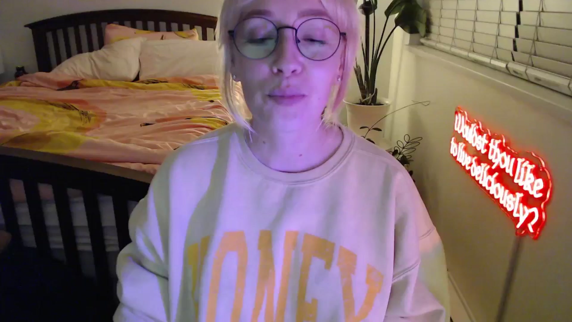 Gallery image thumbnail from NahlaHoney's myfreecams stream on, 10/31/2025, 04:49 image 20 of 20