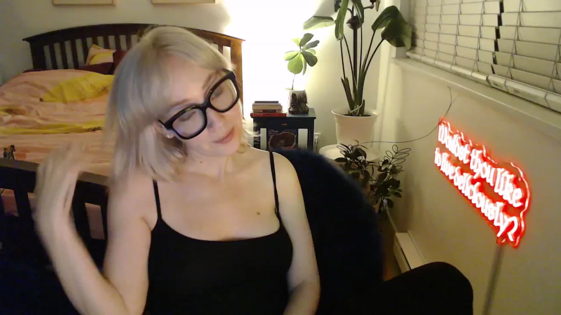 Gallery image thumbnail from NahlaHoney's myfreecams stream on, 11/04/2025, 04:41 image 11 of 20