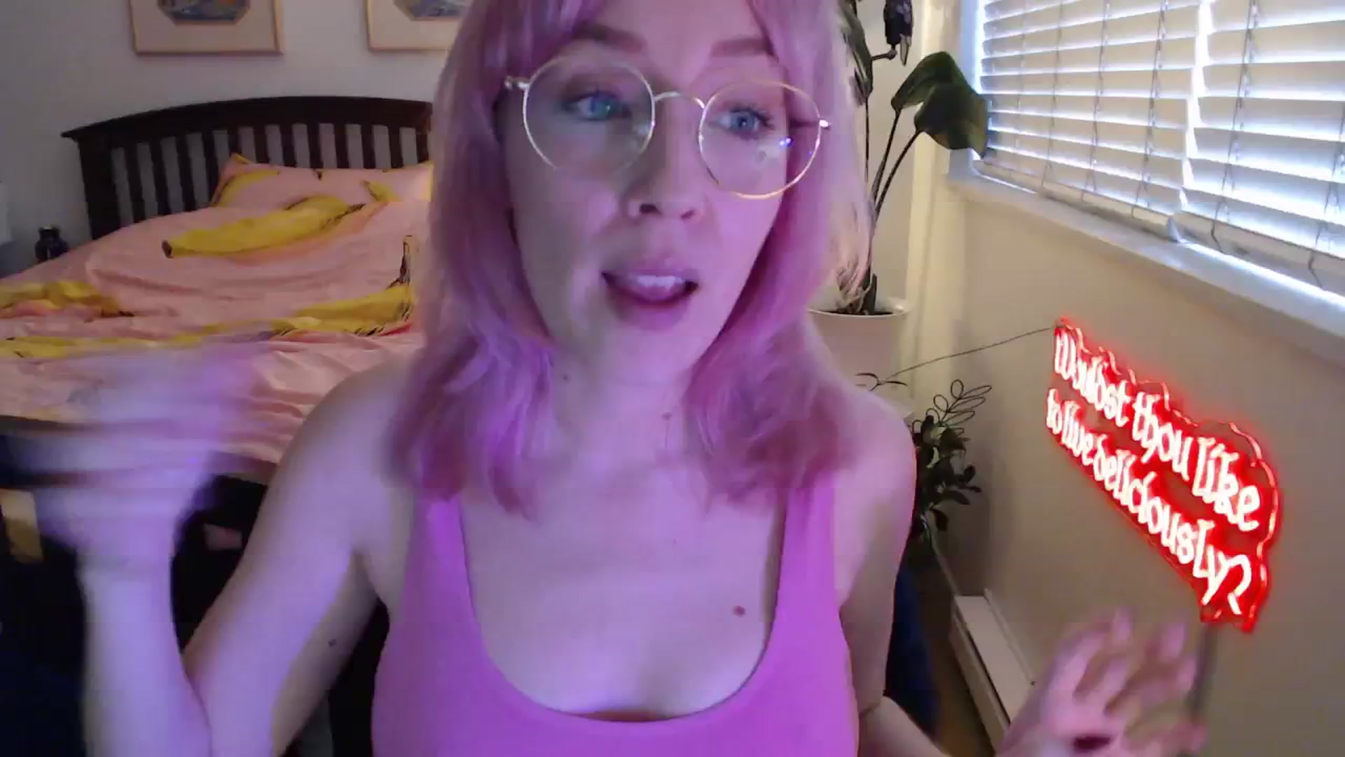 Gallery image thumbnail from NahlaHoney's myfreecams stream on, 11/05/2025, 24:04 image 20 of 20