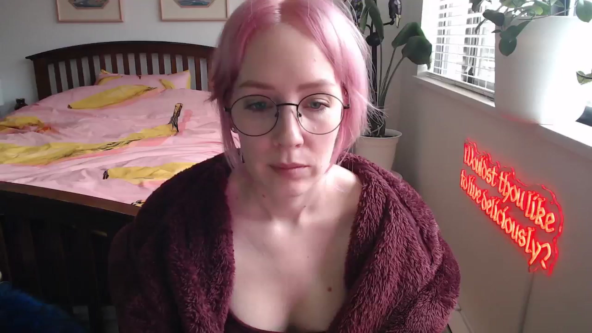 Gallery image thumbnail from NahlaHoney's myfreecams stream on, 11/05/2025, 22:40 image 18 of 20