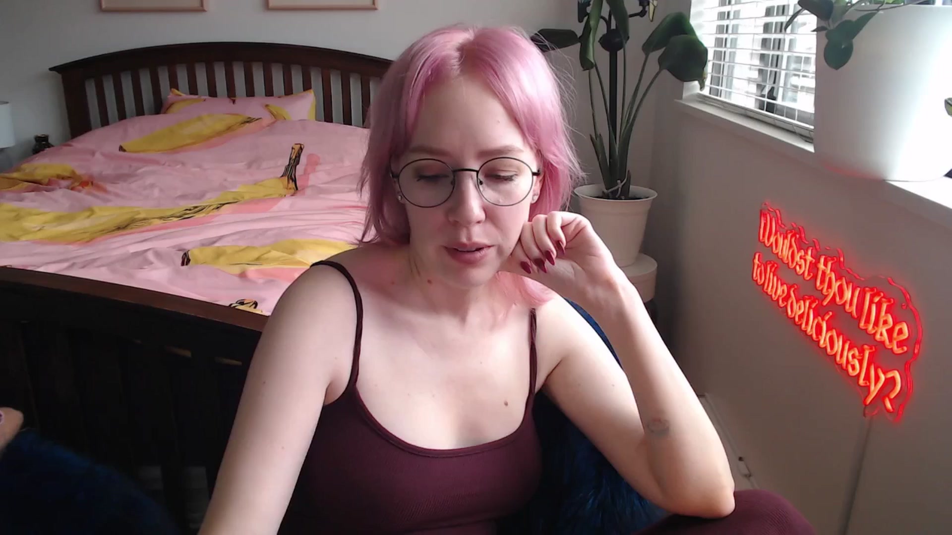 Gallery image thumbnail from NahlaHoney's myfreecams stream on, 11/05/2025, 22:40 image 3 of 20