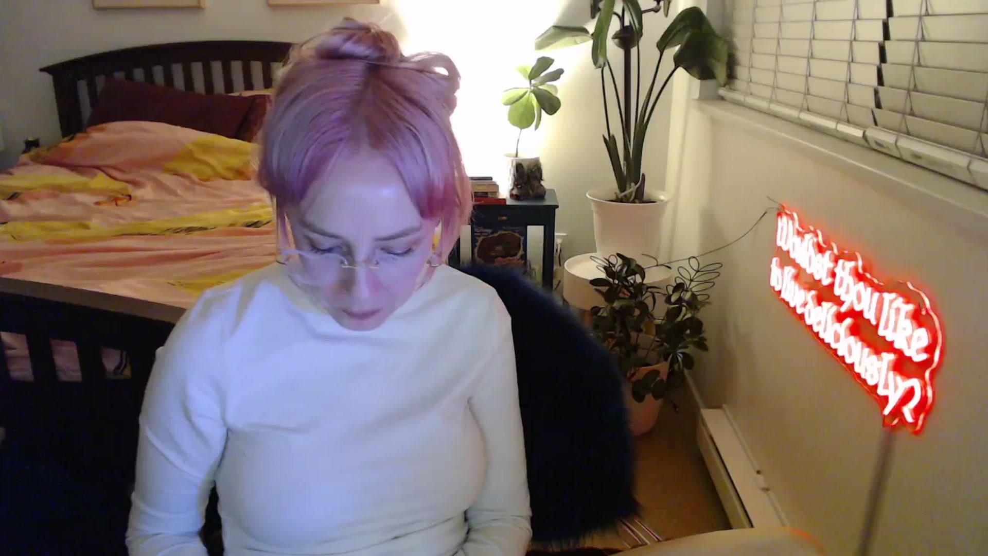 Gallery image thumbnail from NahlaHoney's myfreecams stream on, 11/07/2025, 04:43 image 15 of 20