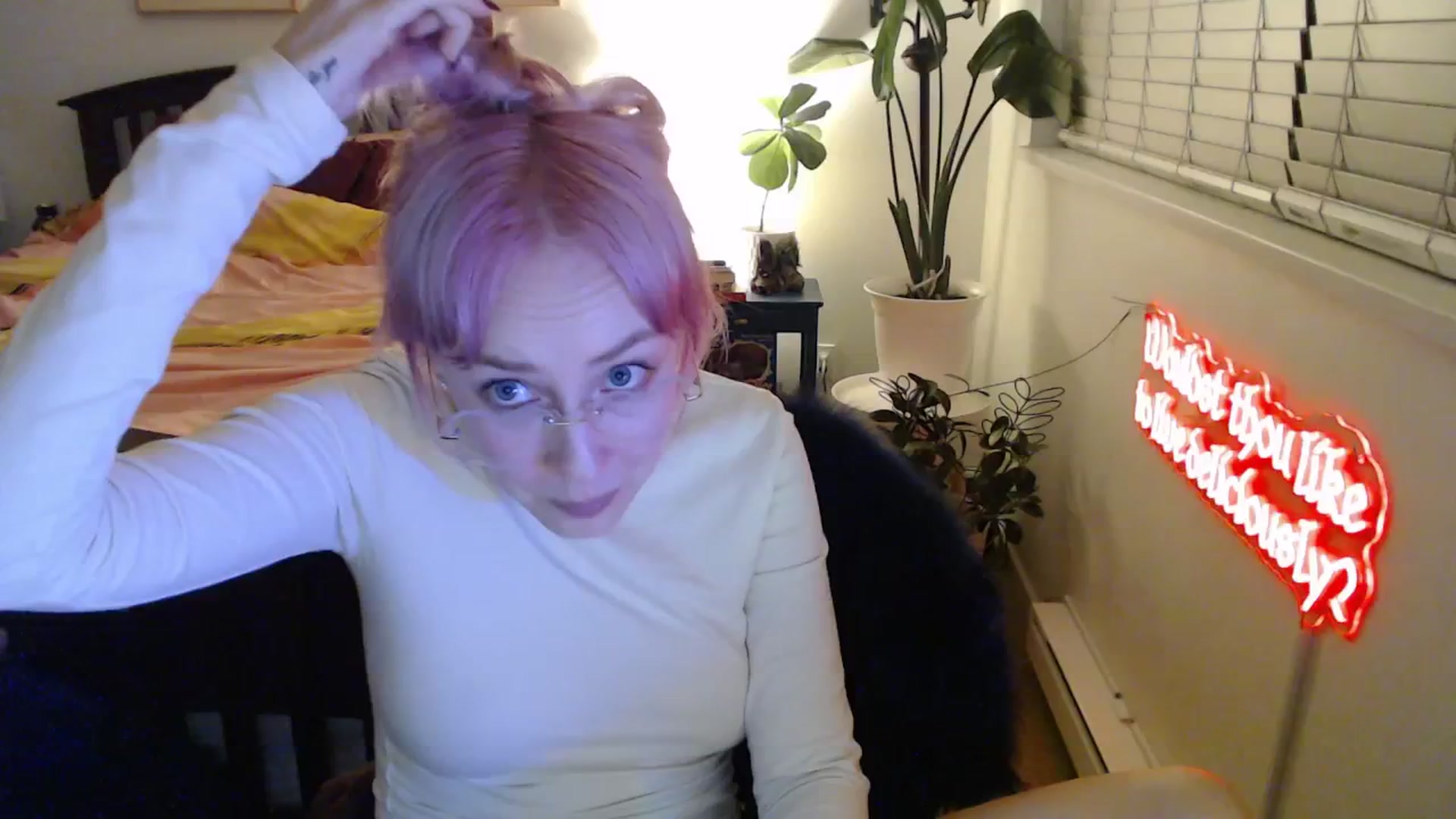 Gallery image thumbnail from NahlaHoney's myfreecams stream on, 11/07/2025, 04:43 image 9 of 20