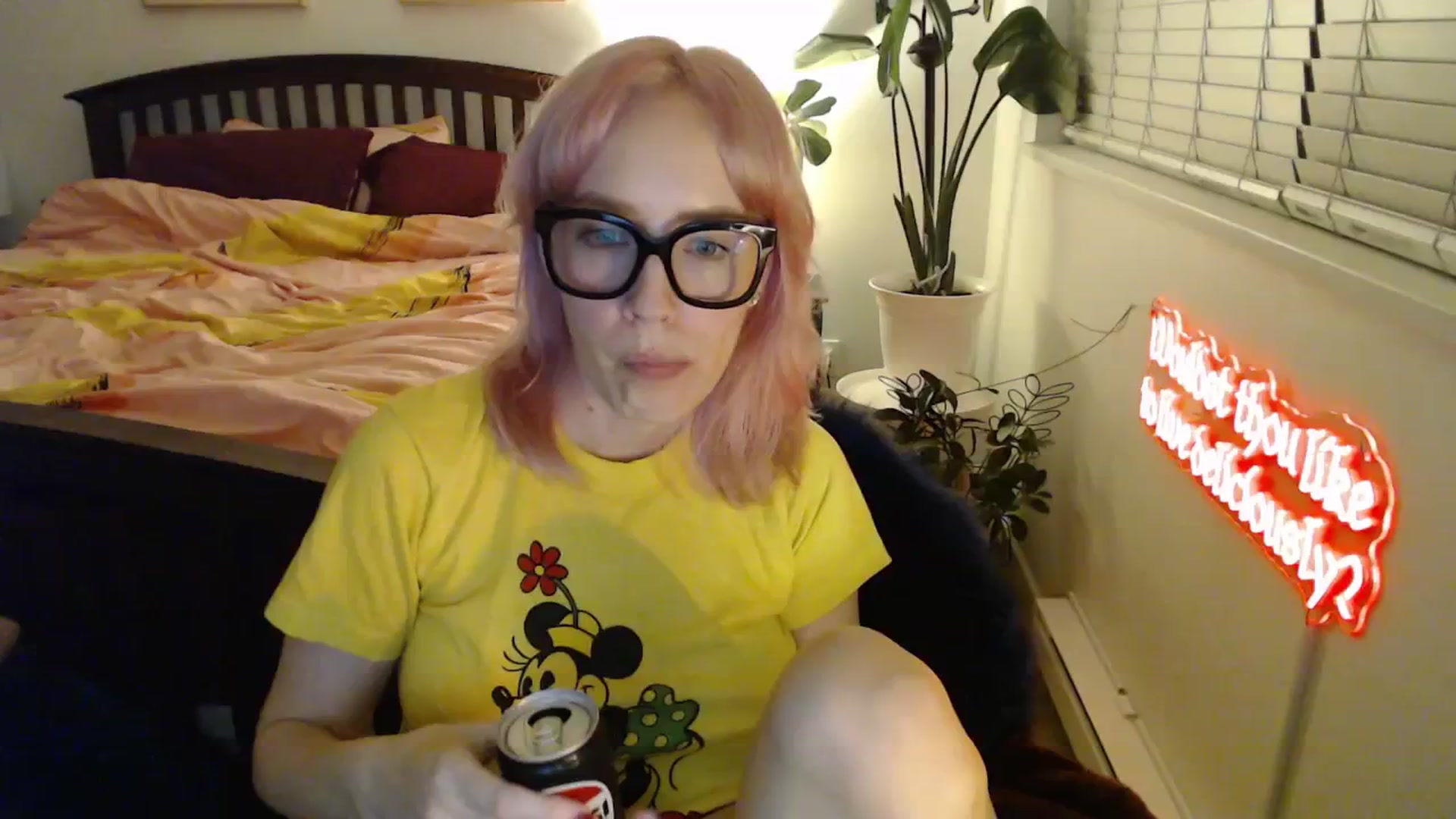 Gallery image thumbnail from NahlaHoney's myfreecams stream on, 11/08/2025, 03:28 image 4 of 20