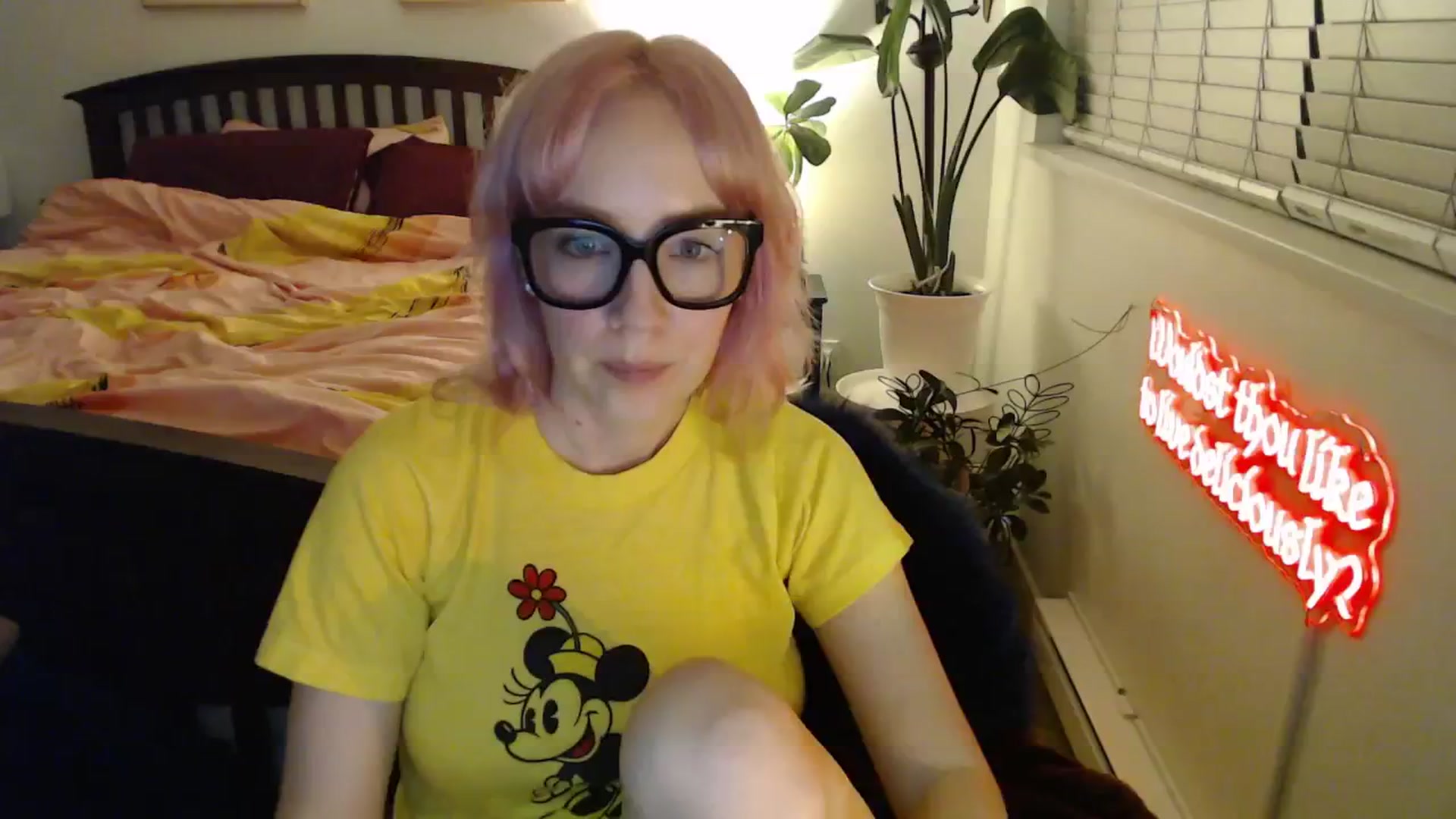 Gallery image thumbnail from NahlaHoney's myfreecams stream on, 11/08/2025, 03:28 image 2 of 20