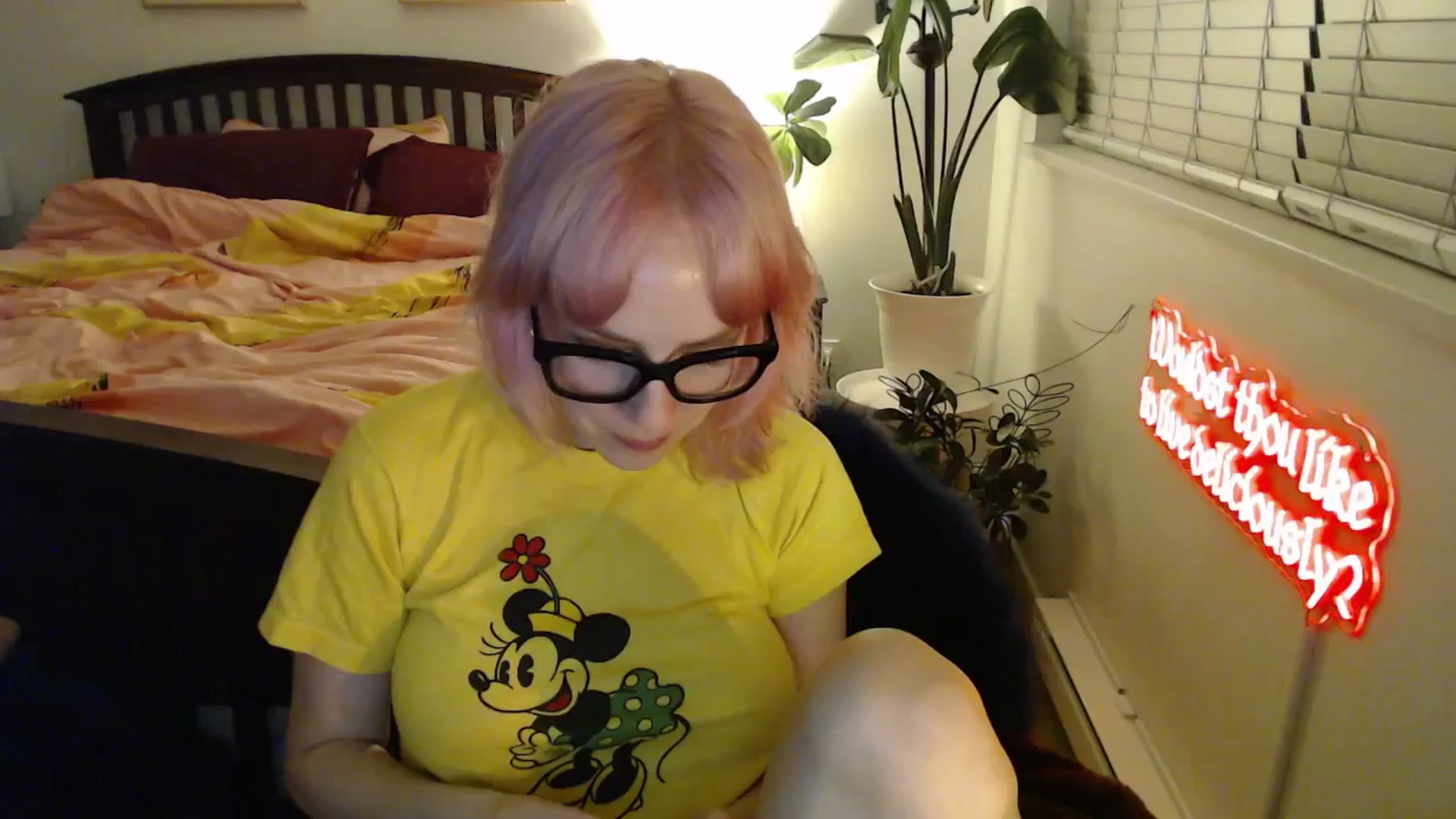 Gallery image thumbnail from NahlaHoney's myfreecams stream on, 11/08/2025, 03:28 image 3 of 20