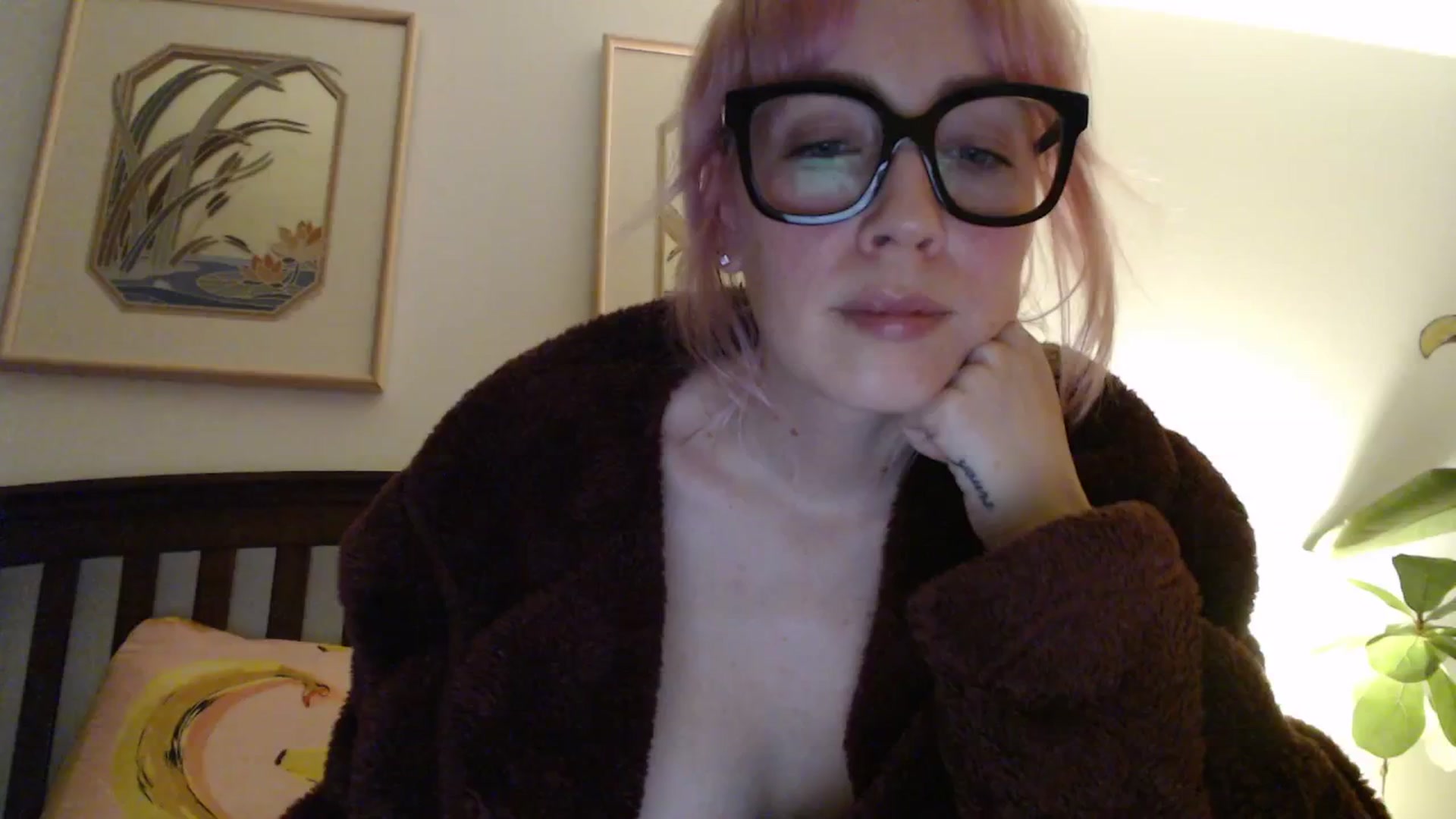 Gallery image thumbnail from NahlaHoney's myfreecams stream on, 11/08/2025, 06:32 image 19 of 20