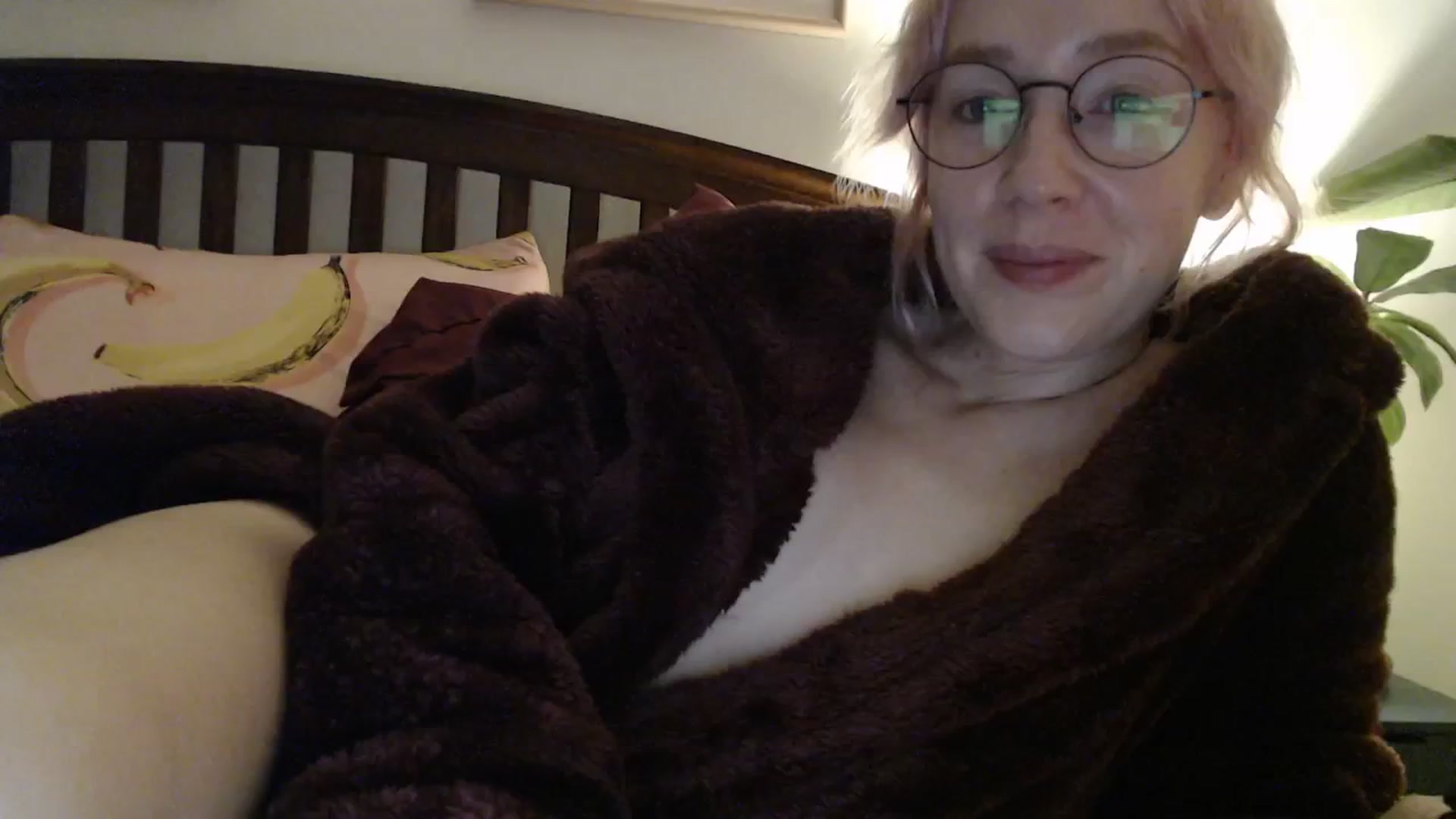Gallery image thumbnail from NahlaHoney's myfreecams stream on, 11/11/2025, 05:38 image 6 of 20