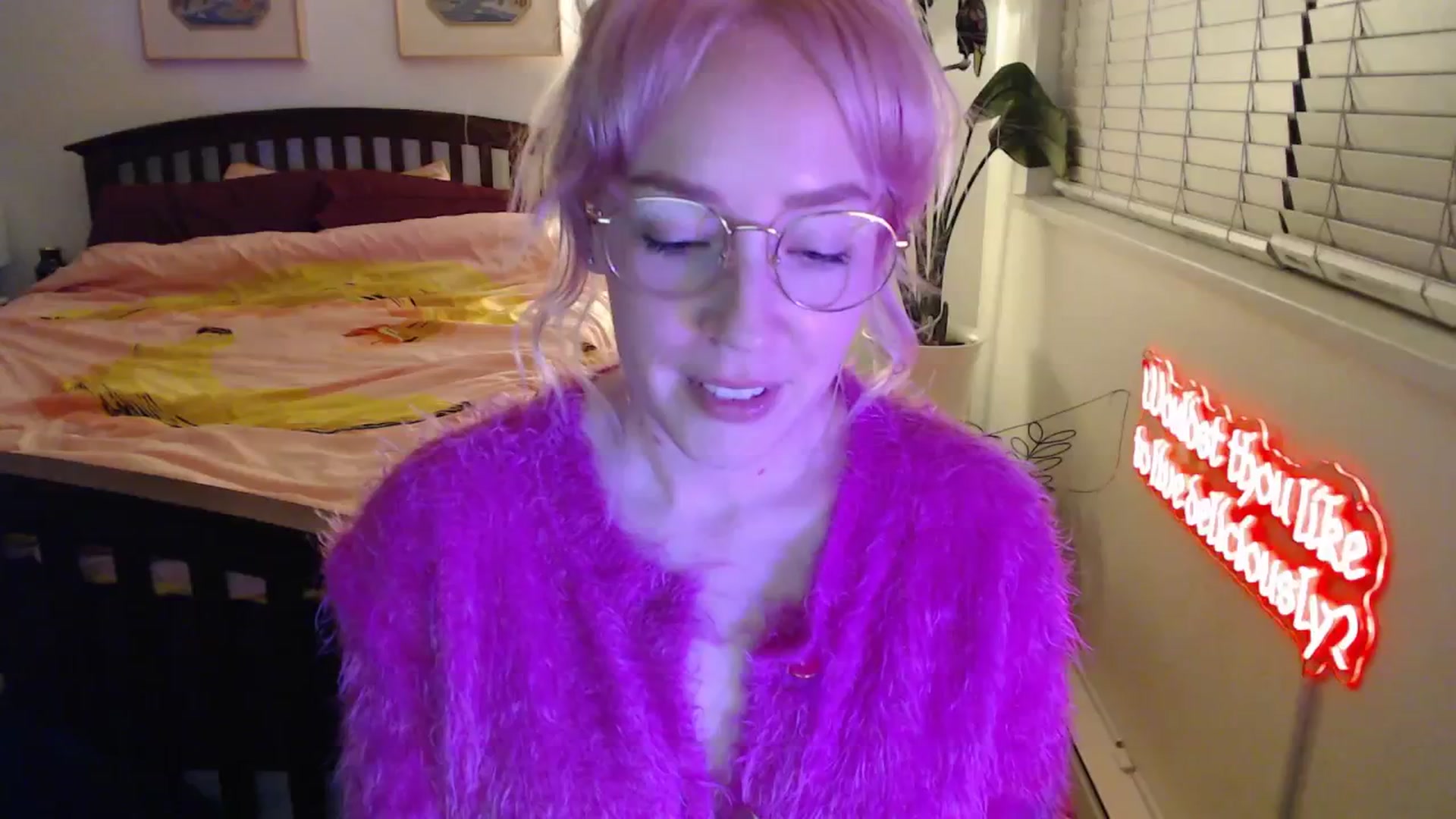 Gallery image thumbnail from NahlaHoney's myfreecams stream on, 11/12/2025, 06:17 image 1 of 20