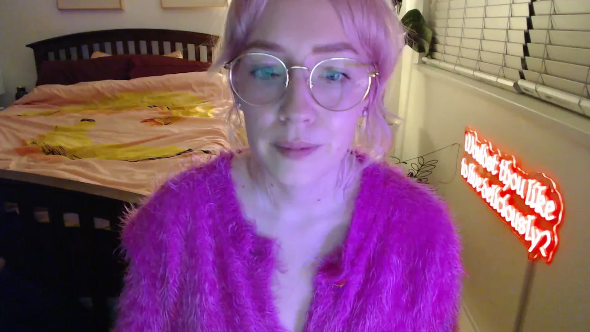 Gallery image thumbnail from NahlaHoney's myfreecams stream on, 11/12/2025, 06:17 image 16 of 20
