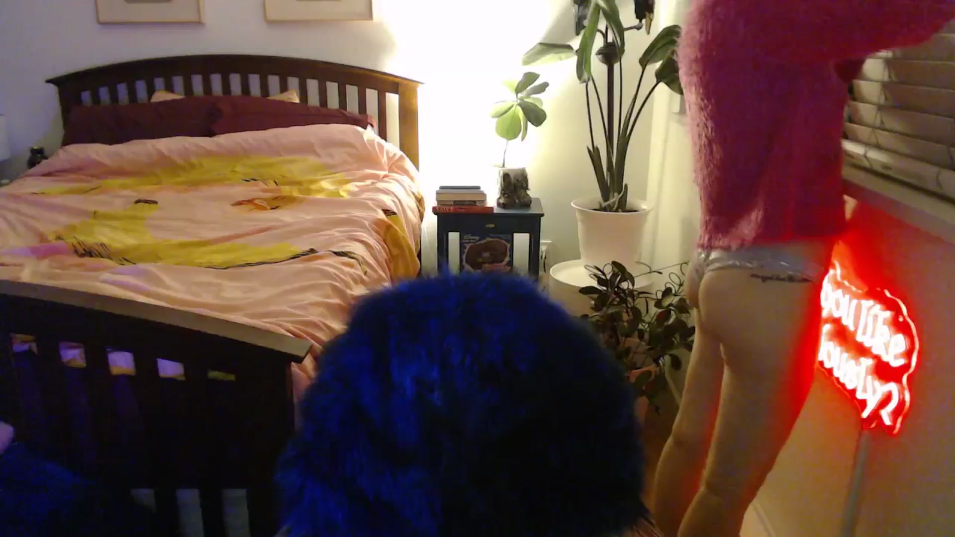 Gallery image thumbnail from NahlaHoney's myfreecams stream on, 11/12/2025, 06:17 image 7 of 20