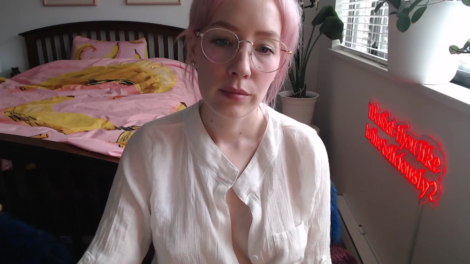 Gallery image thumbnail from NahlaHoney's myfreecams stream on, 11/12/2025, 21:54 image 10 of 20
