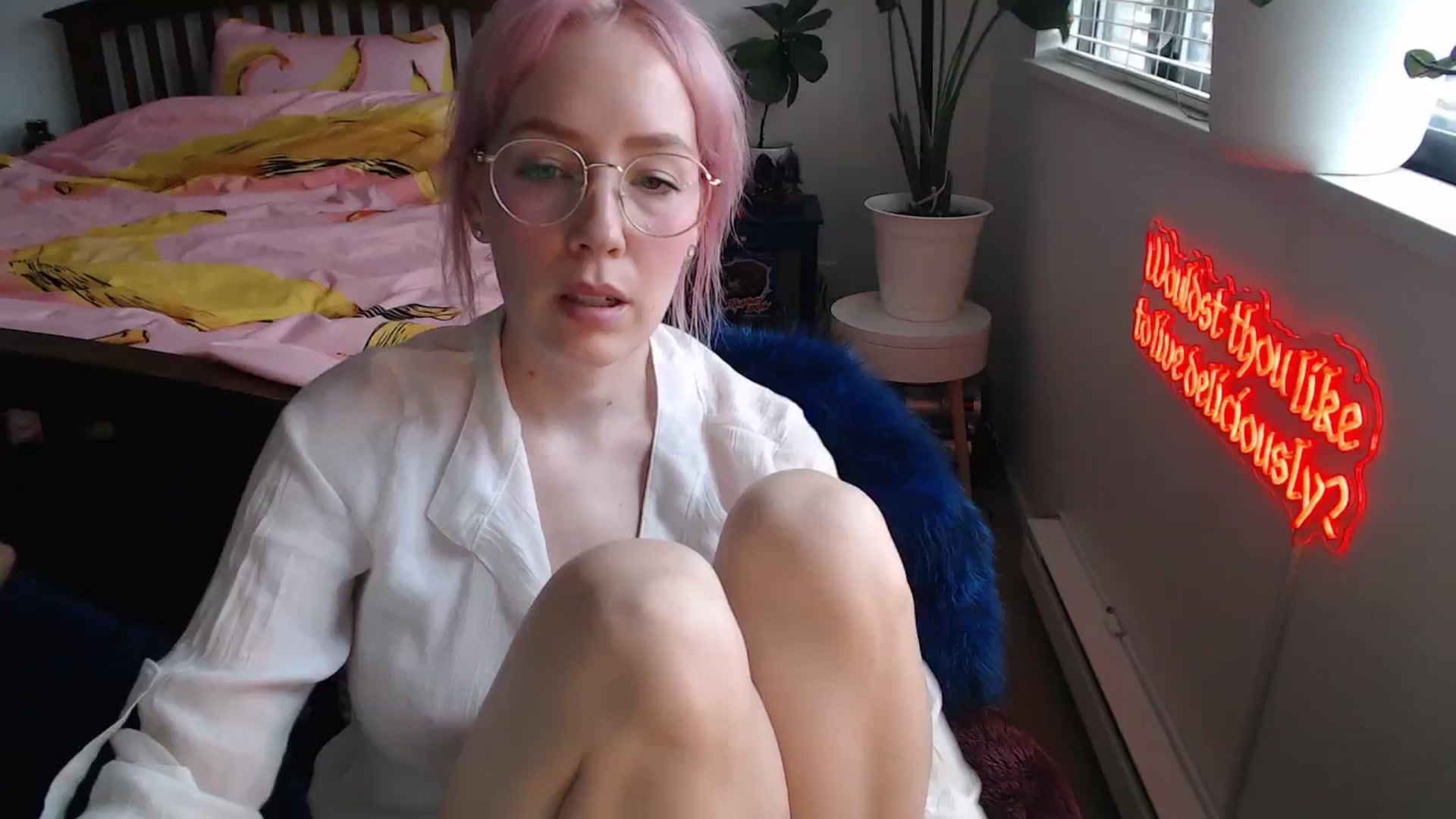 Gallery image thumbnail from NahlaHoney's myfreecams stream on, 11/12/2025, 21:54 image 18 of 20