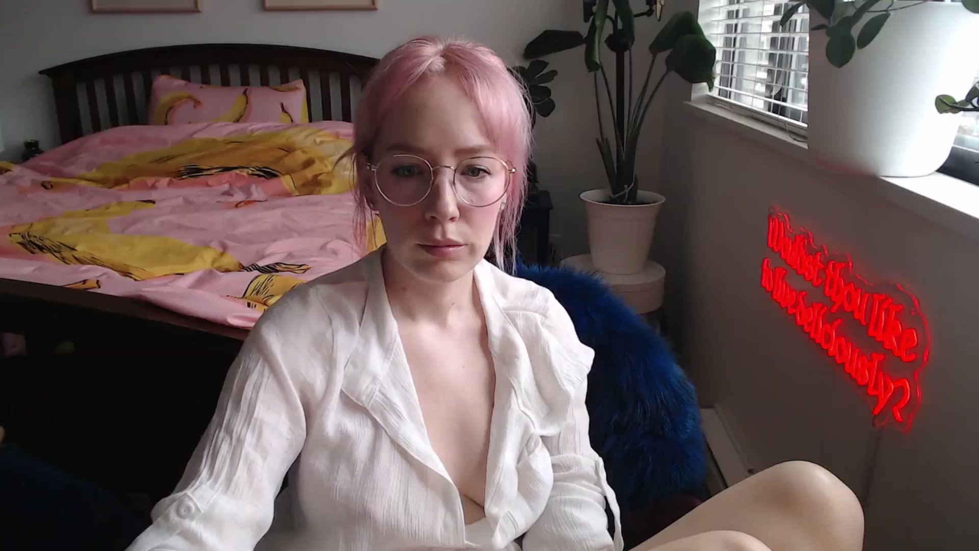 Gallery image thumbnail from NahlaHoney's myfreecams stream on, 11/12/2025, 21:54 image 6 of 20