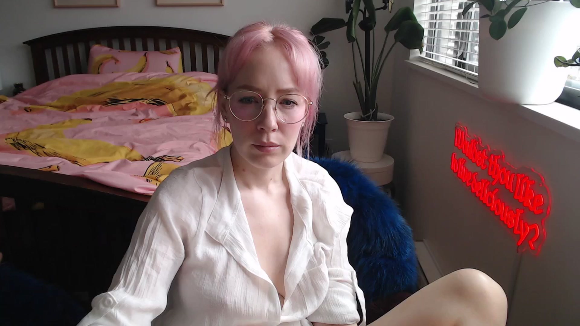 Gallery image thumbnail from NahlaHoney's myfreecams stream on, 11/12/2025, 21:54 image 5 of 20