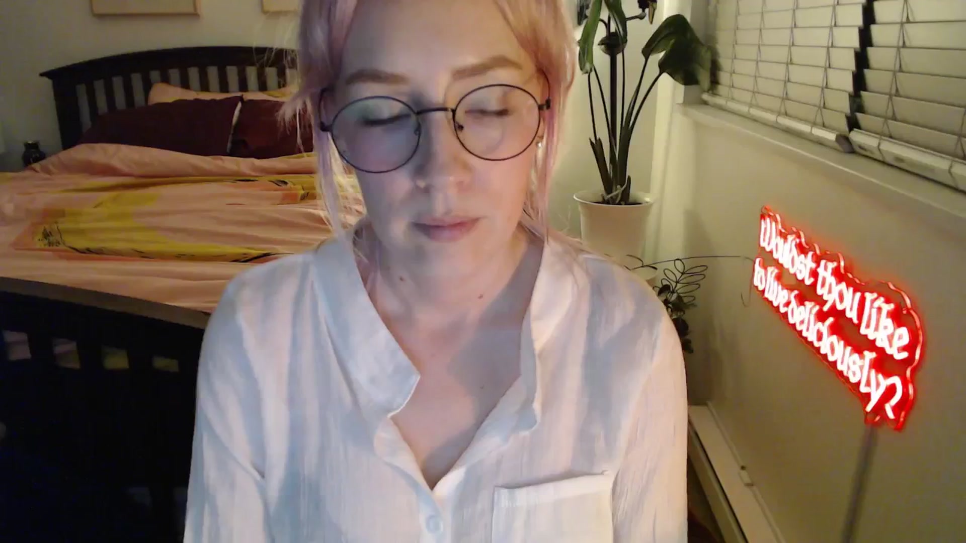Gallery image thumbnail from NahlaHoney's myfreecams stream on, 11/13/2025, 03:26 image 3 of 20
