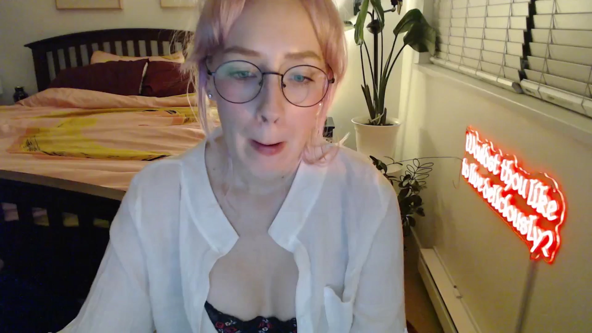 Gallery image thumbnail from NahlaHoney's myfreecams stream on, 11/13/2025, 03:26 image 12 of 20