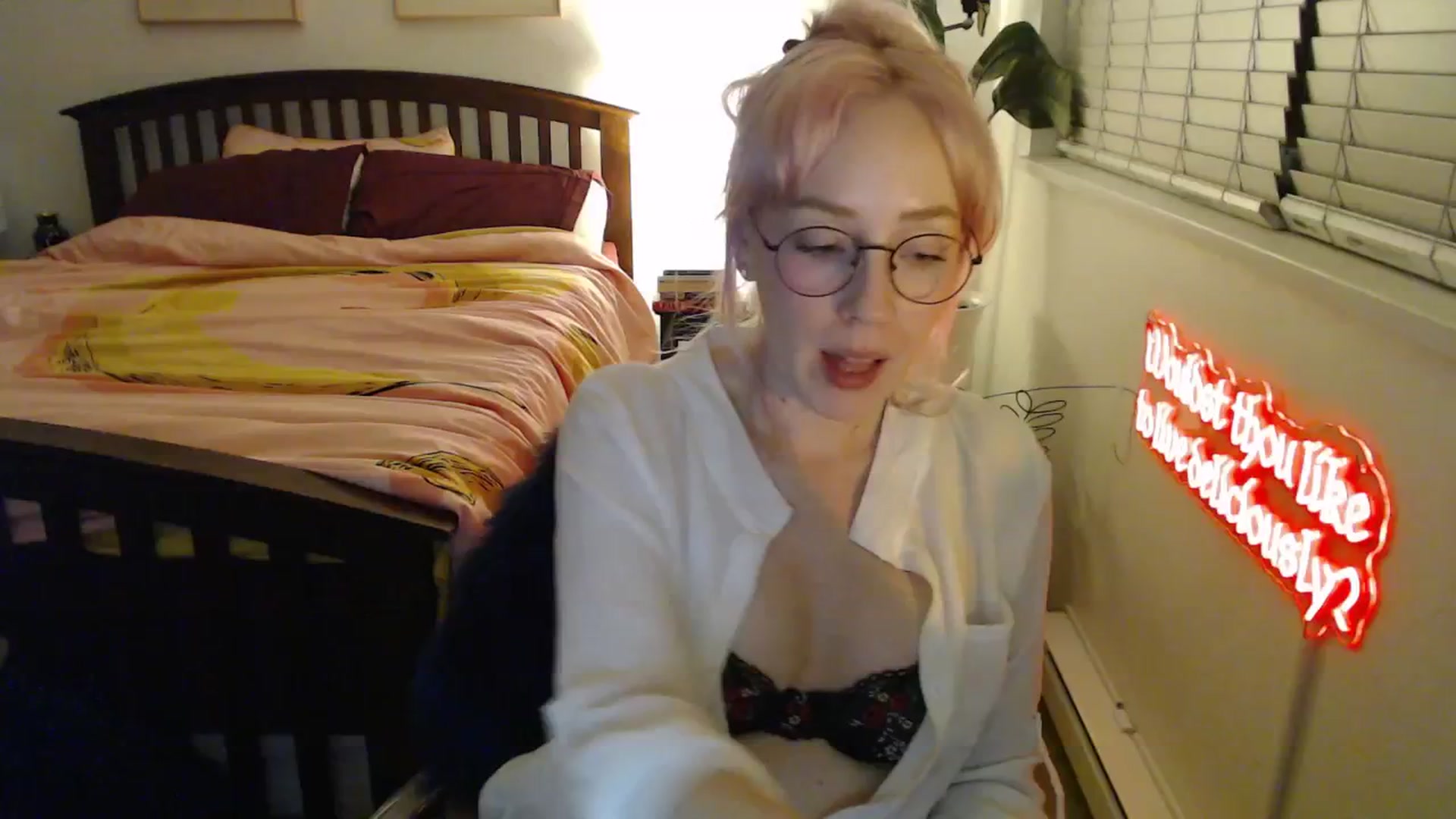Gallery image thumbnail from NahlaHoney's myfreecams stream on, 11/13/2025, 03:26 image 13 of 20