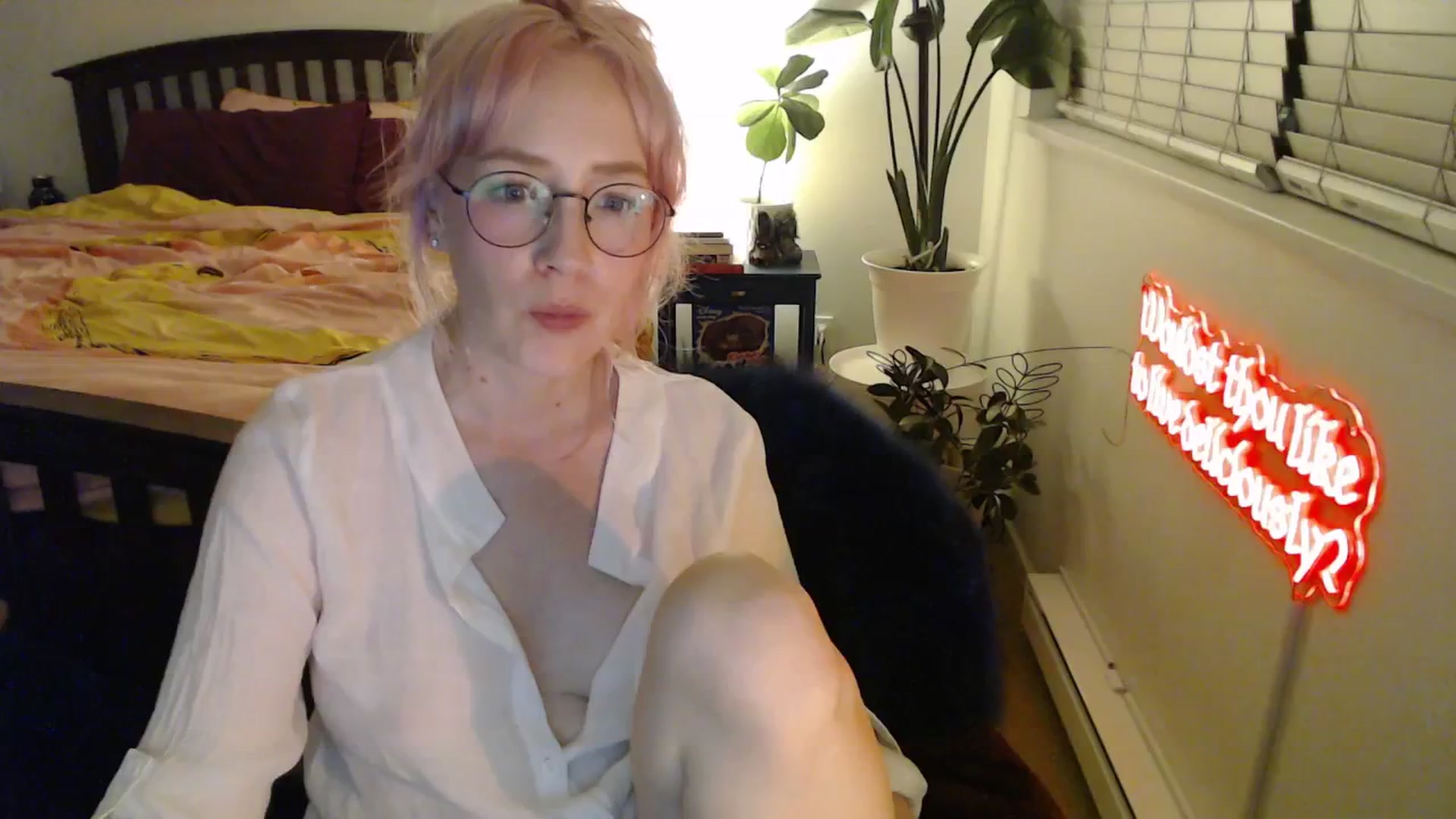 Gallery image thumbnail from NahlaHoney's myfreecams stream on, 11/13/2025, 05:48 image 18 of 20
