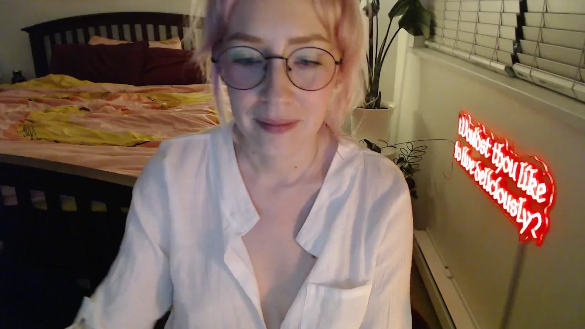 Gallery image thumbnail from NahlaHoney's myfreecams stream on, 11/13/2025, 05:48 image 13 of 20