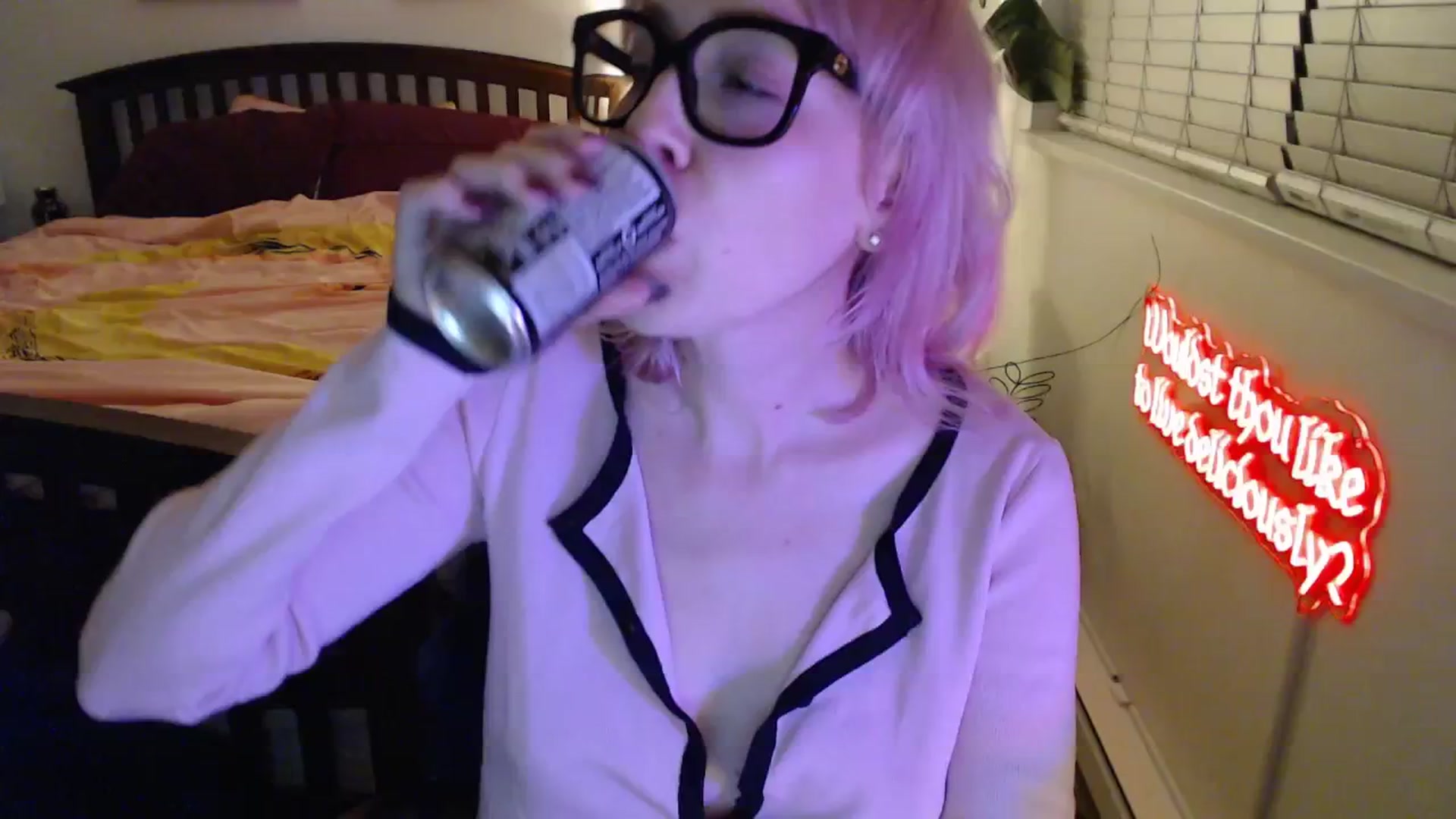 Gallery image thumbnail from NahlaHoney's myfreecams stream on, 11/14/2025, 06:09 image 7 of 20