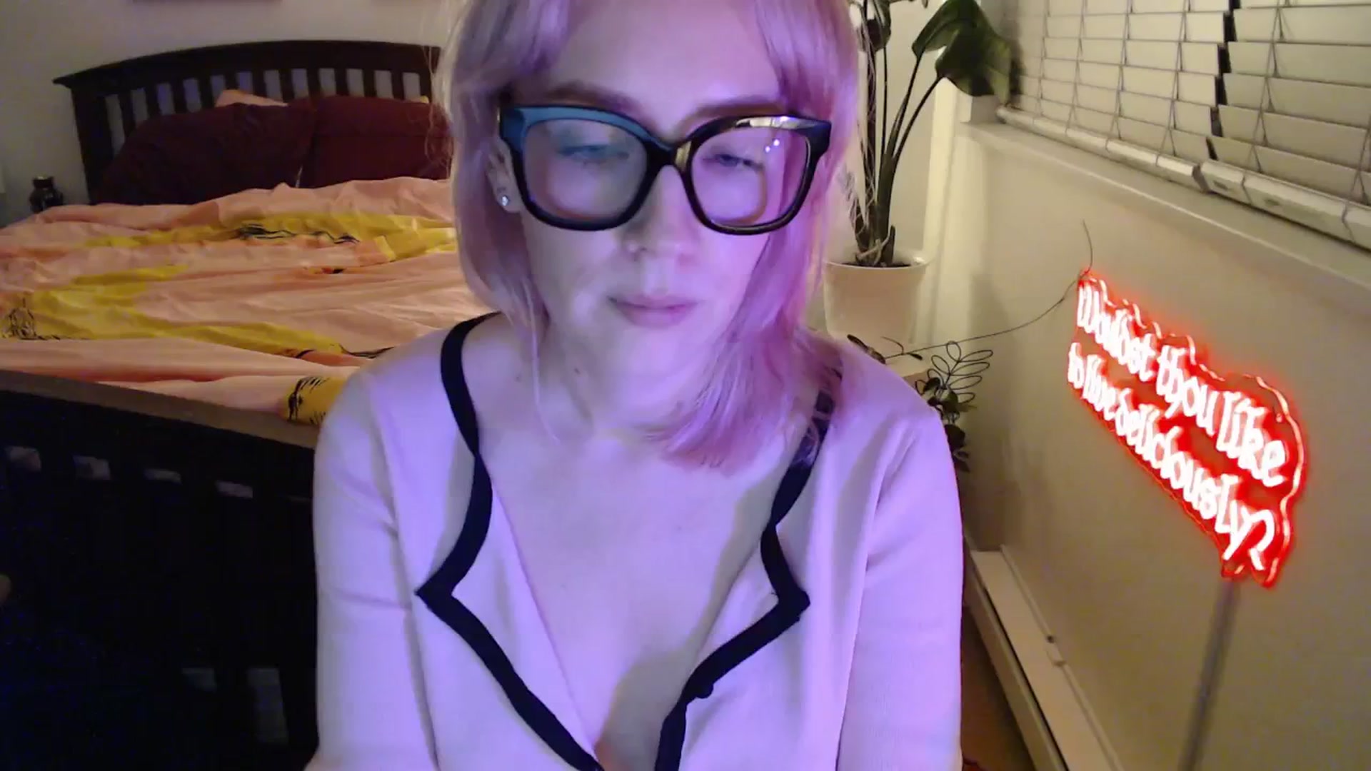 Gallery image thumbnail from NahlaHoney's myfreecams stream on, 11/14/2025, 06:09 image 9 of 20