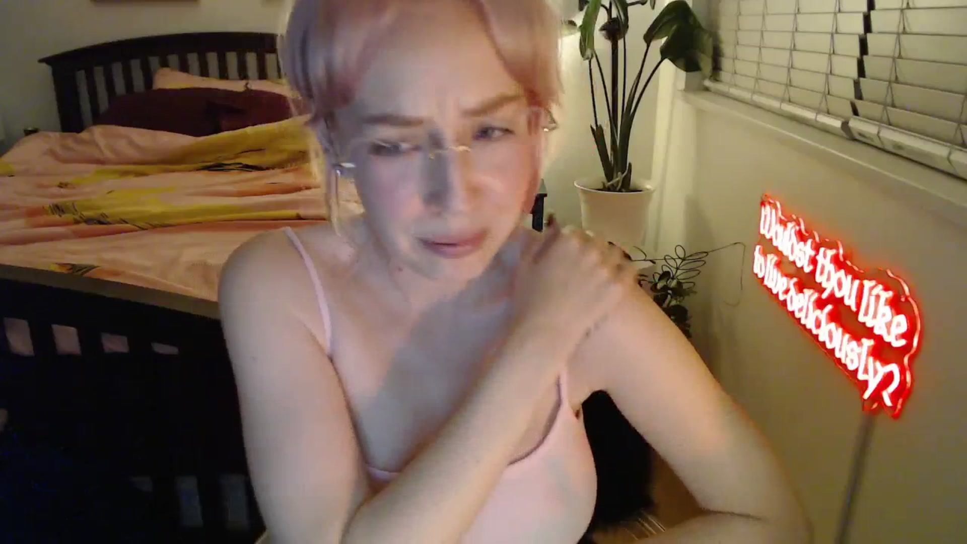 Gallery image thumbnail from NahlaHoney's myfreecams stream on, 11/15/2025, 03:48 image 16 of 20