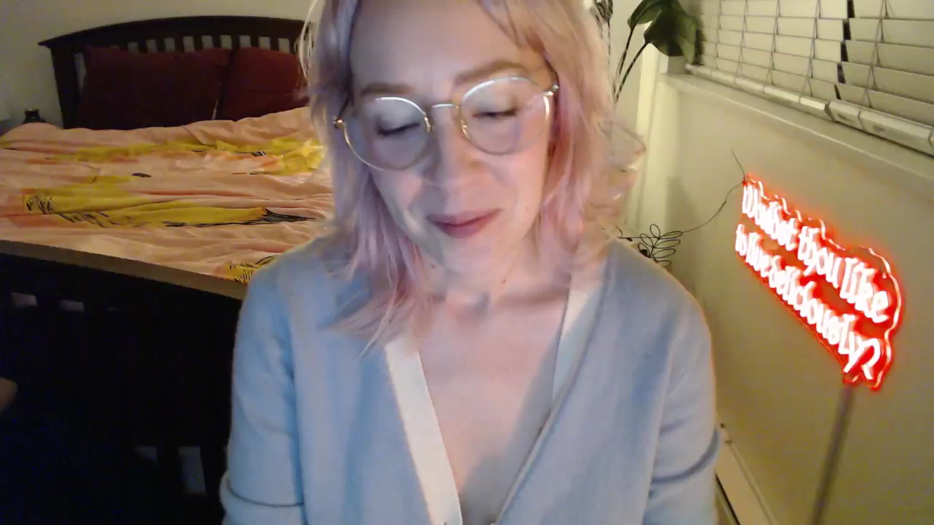 Gallery image thumbnail from NahlaHoney's myfreecams stream on, 11/19/2025, 04:39 image 18 of 20