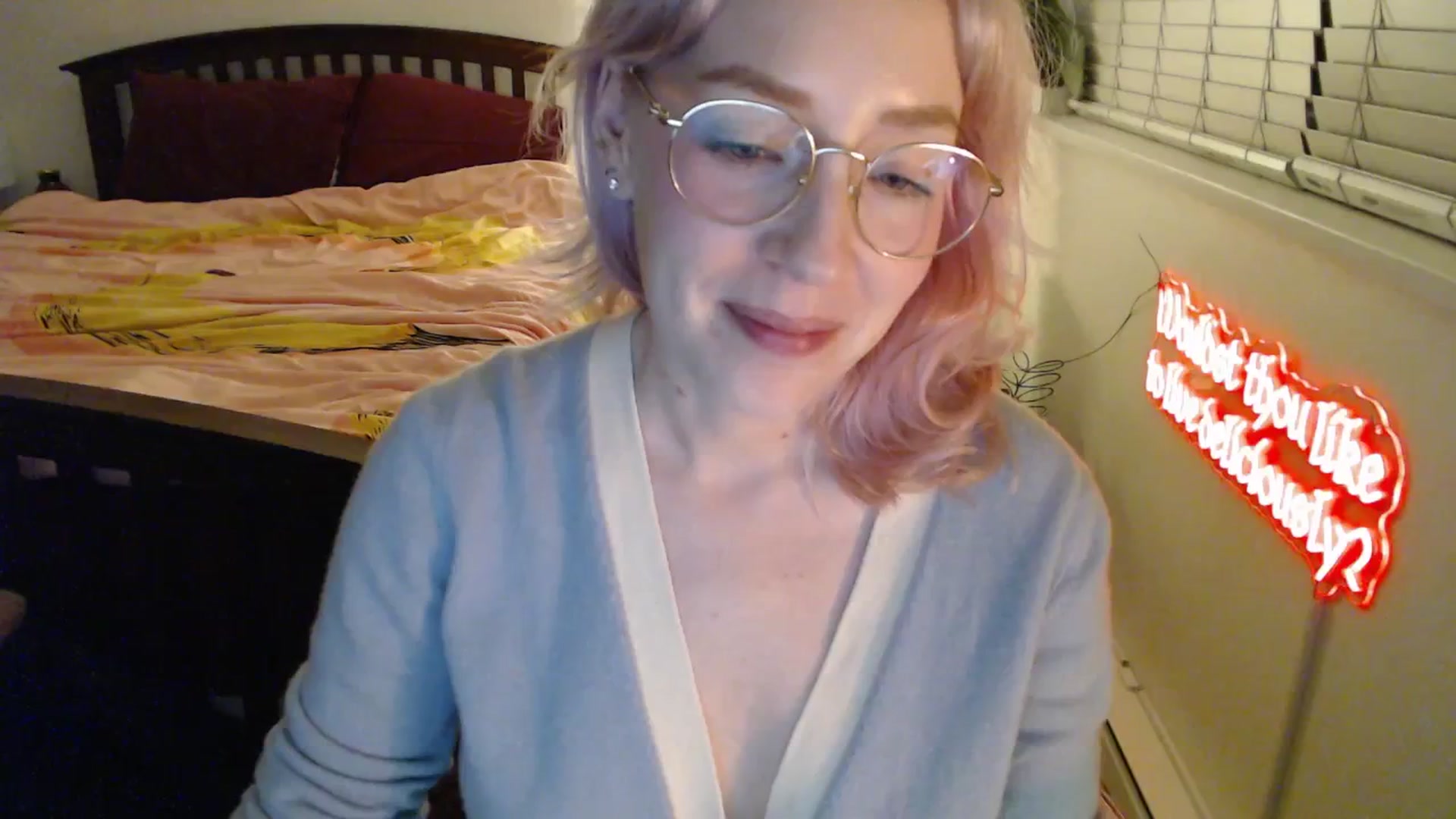 Gallery image thumbnail from NahlaHoney's myfreecams stream on, 11/19/2025, 04:39 image 16 of 20