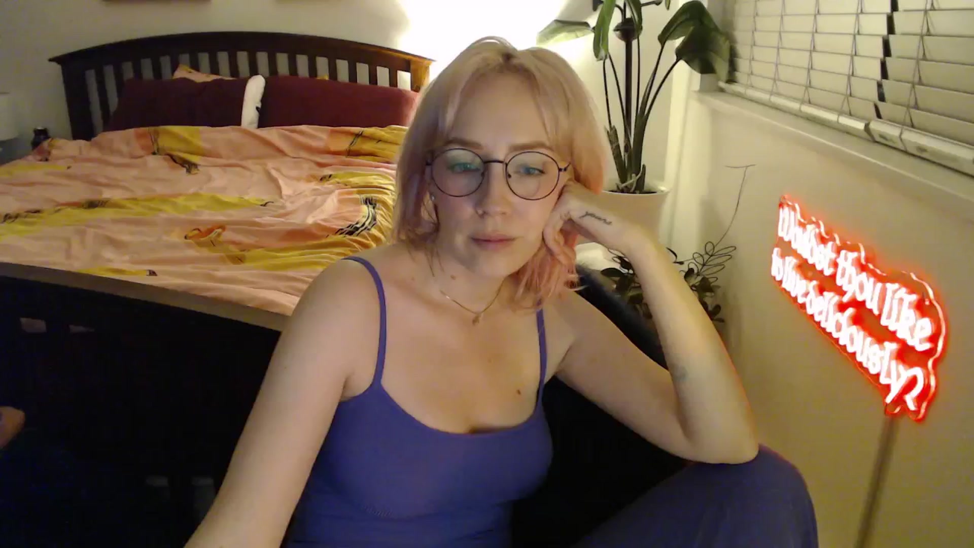 Gallery image thumbnail from NahlaHoney's myfreecams stream on, 11/22/2025, 06:26 image 1 of 20