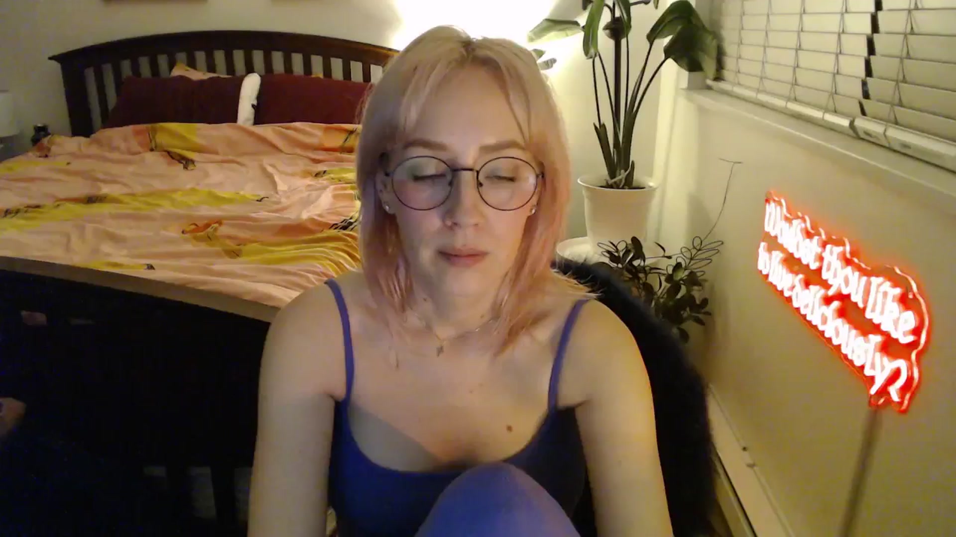 Gallery image thumbnail from NahlaHoney's myfreecams stream on, 11/22/2025, 06:26 image 17 of 20