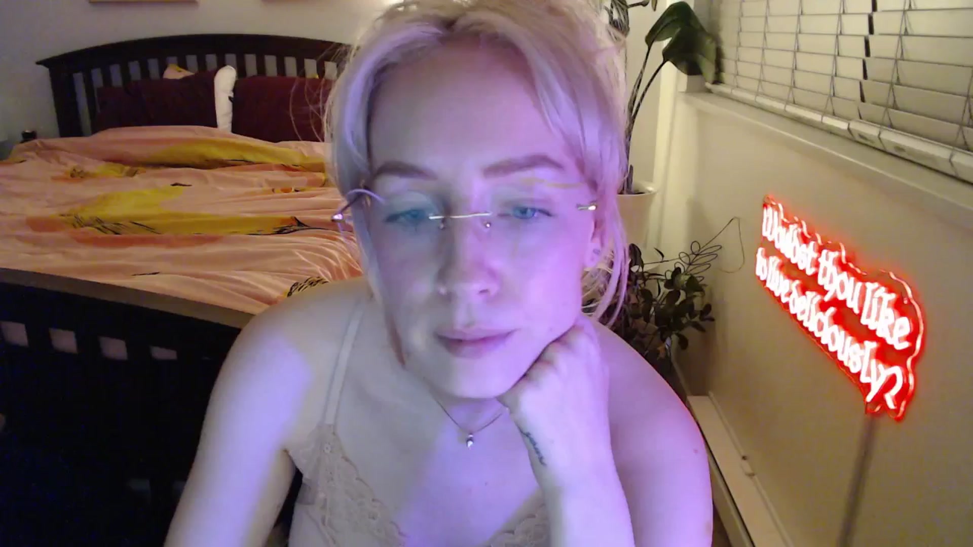 Gallery image thumbnail from NahlaHoney's myfreecams stream on, 11/24/2025, 04:54 image 15 of 20