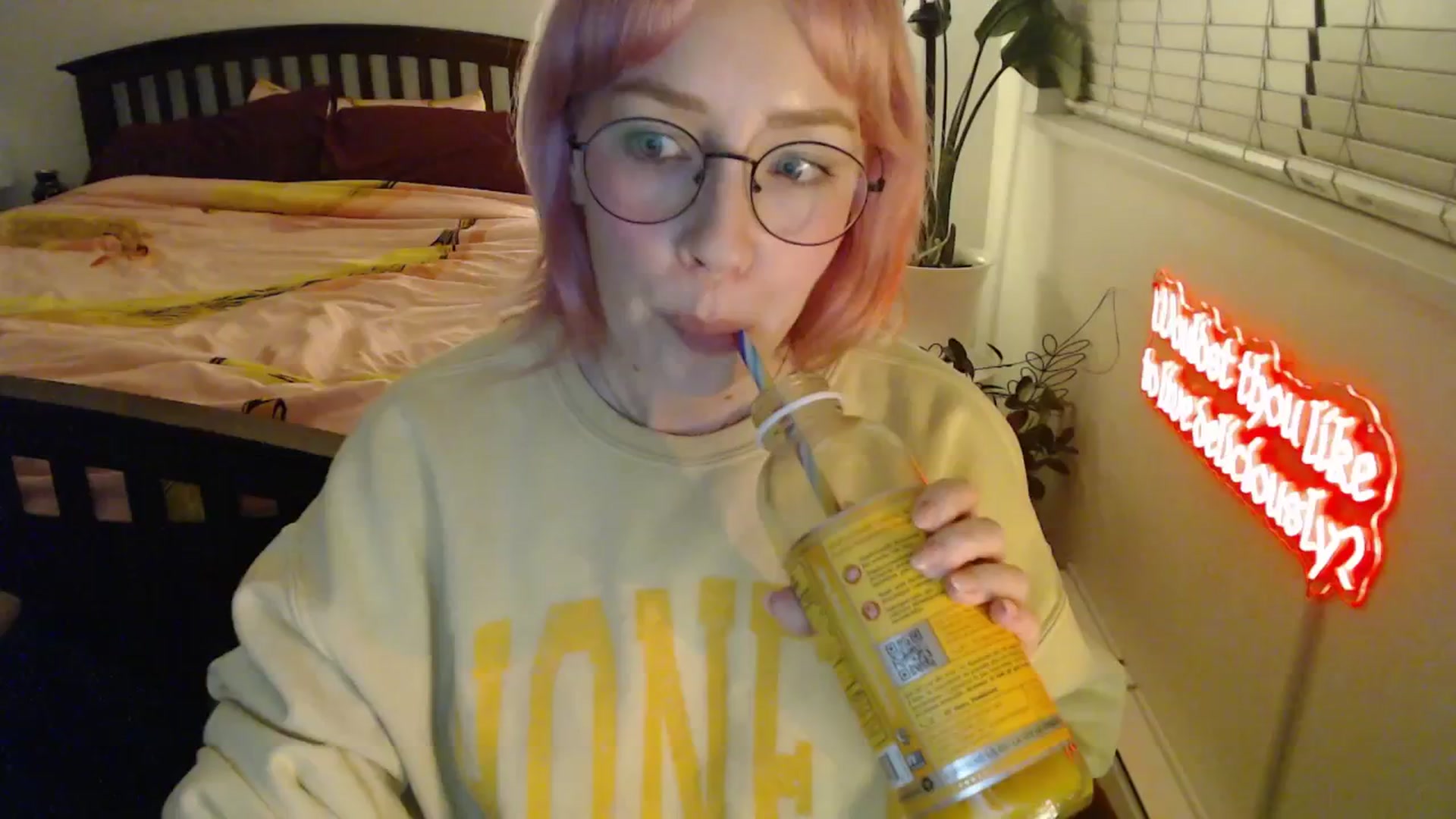 Gallery image thumbnail from NahlaHoney's myfreecams stream on, 11/26/2025, 05:55 image 8 of 20