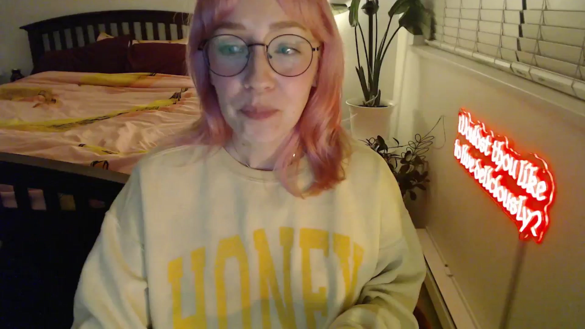 Gallery image thumbnail from NahlaHoney's myfreecams stream on, 11/26/2025, 05:55 image 11 of 20
