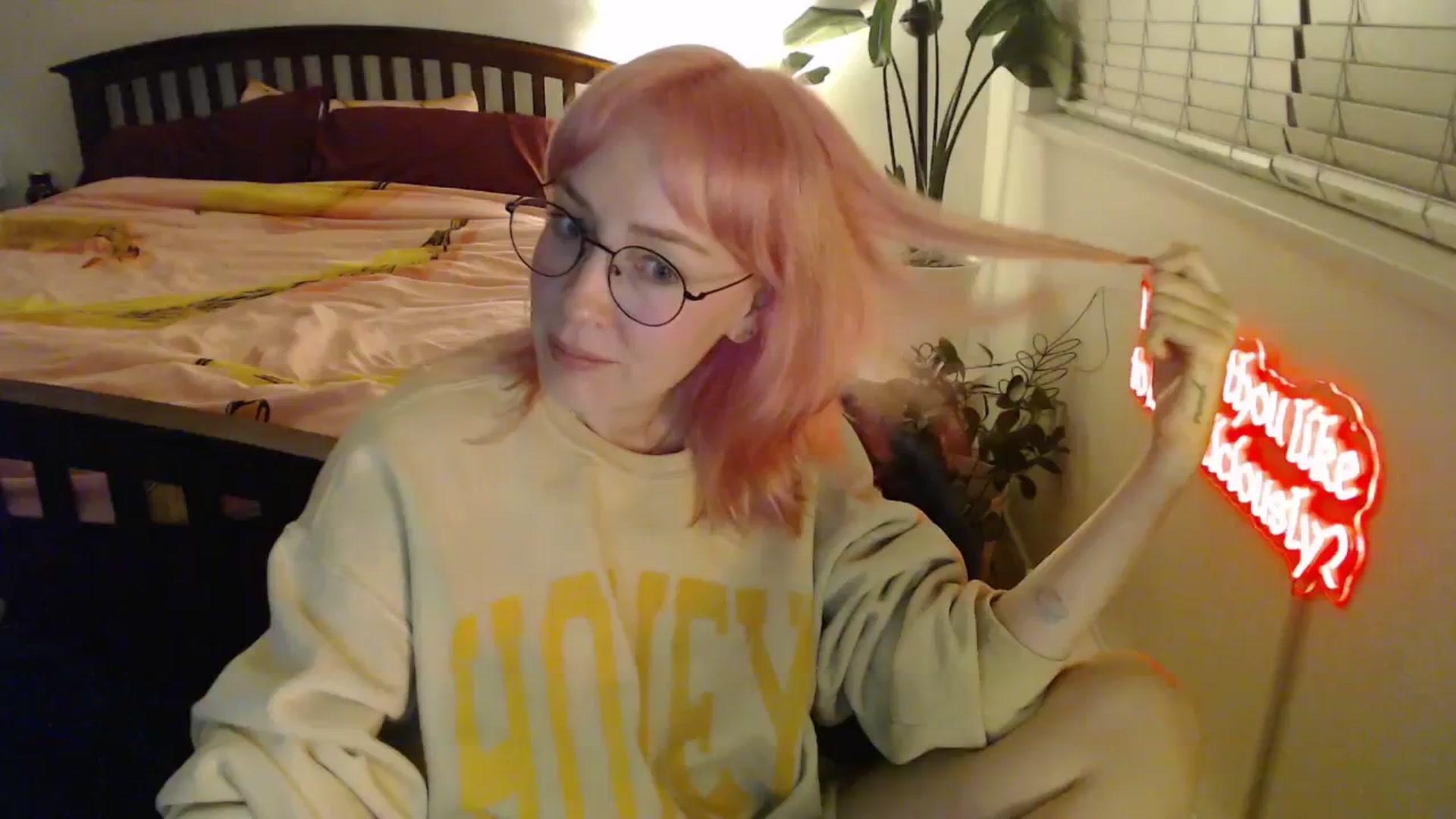 Gallery image thumbnail from NahlaHoney's myfreecams stream on, 11/26/2025, 05:55 image 9 of 20