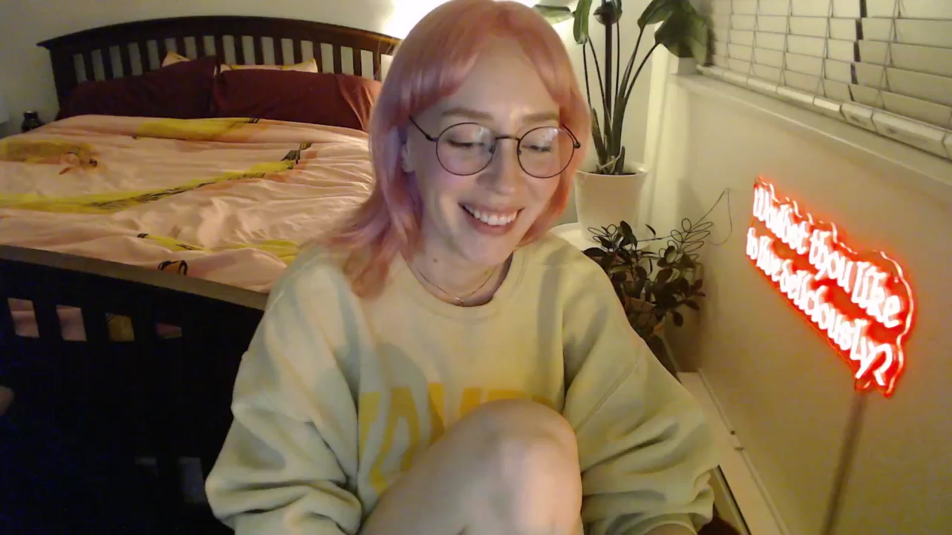 Gallery image thumbnail from NahlaHoney's myfreecams stream on, 11/26/2025, 05:55 image 6 of 20