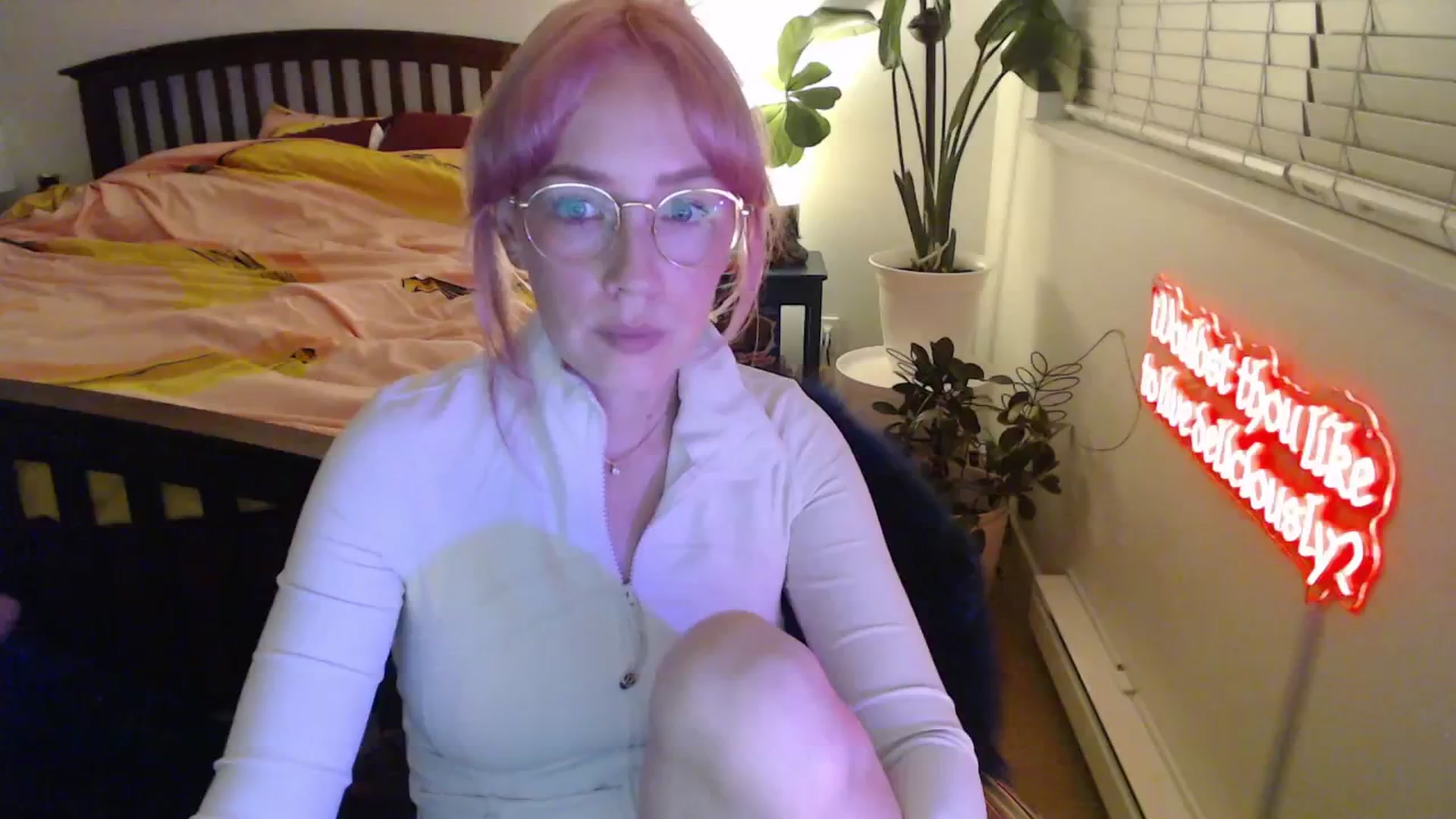 Gallery image thumbnail from NahlaHoney's myfreecams stream on, 01/03/2026, 02:56 image 15 of 20