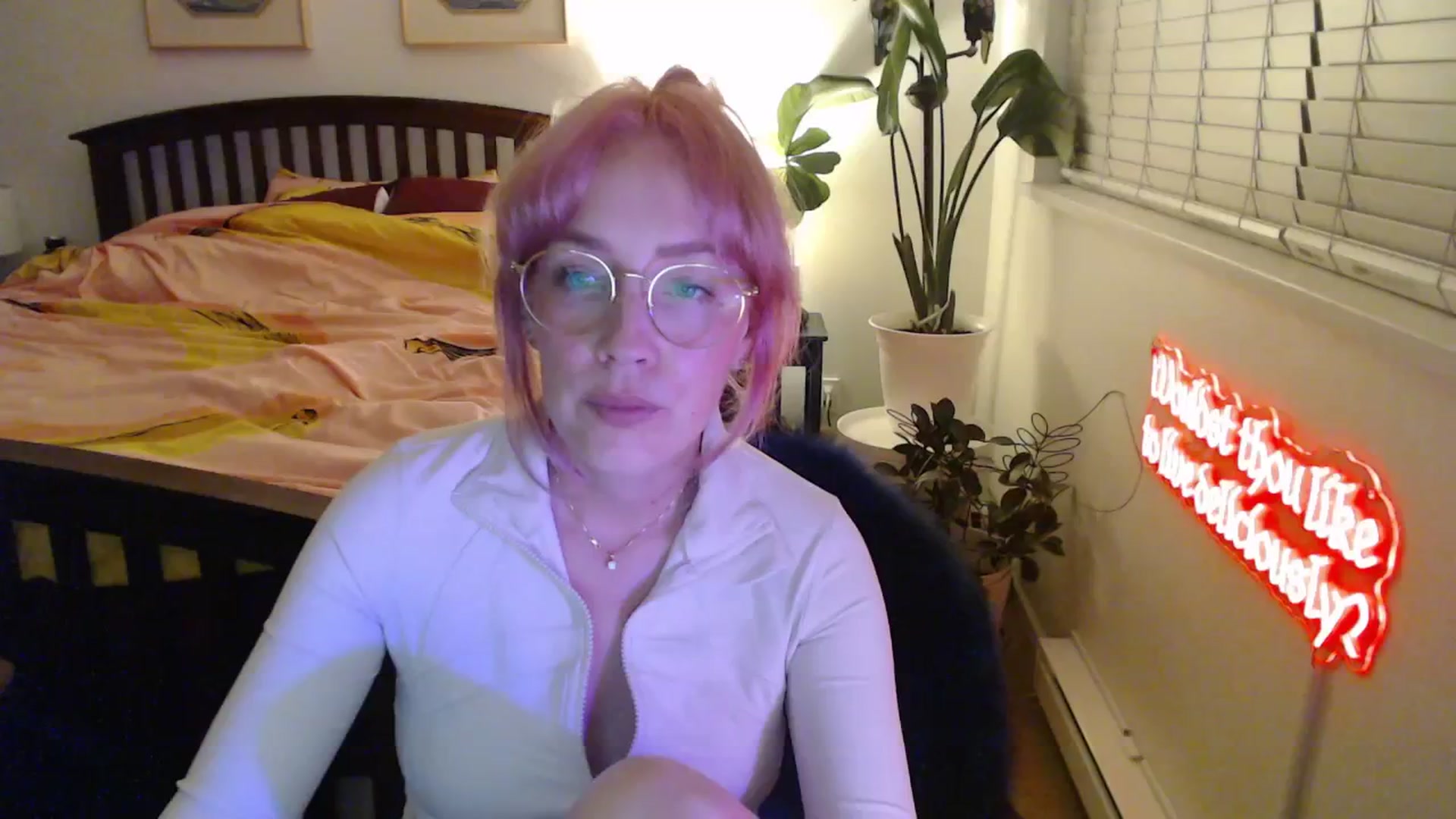 Gallery image thumbnail from NahlaHoney's myfreecams stream on, 01/03/2026, 05:59 image 16 of 20