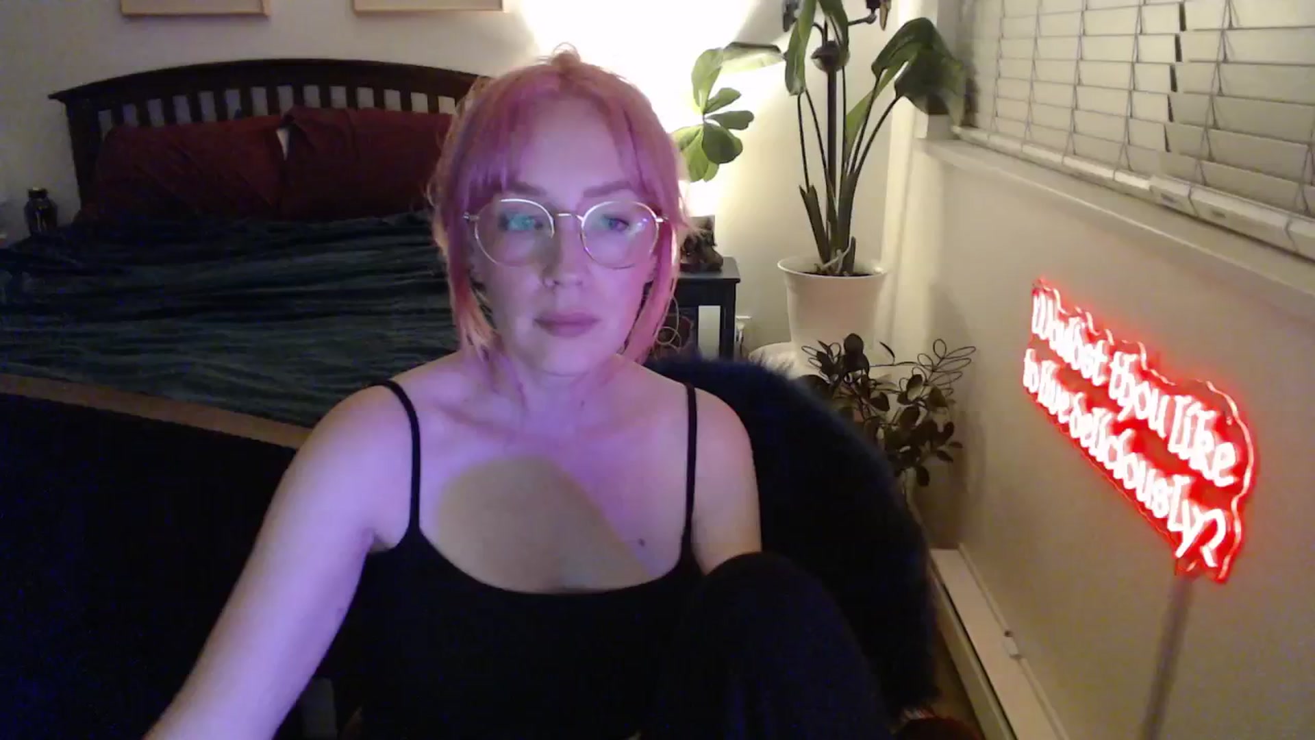 Gallery image thumbnail from NahlaHoney's myfreecams stream on, 01/09/2026, 05:54 image 17 of 20