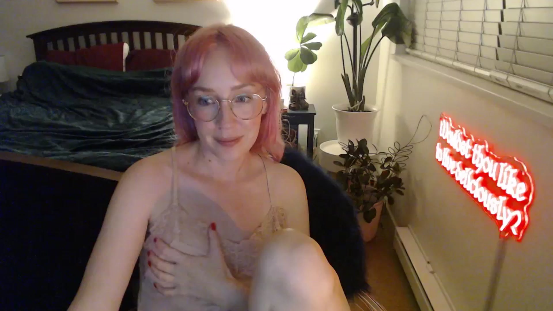 Gallery image thumbnail from NahlaHoney's myfreecams stream on, 01/10/2026, 06:12 image 7 of 20