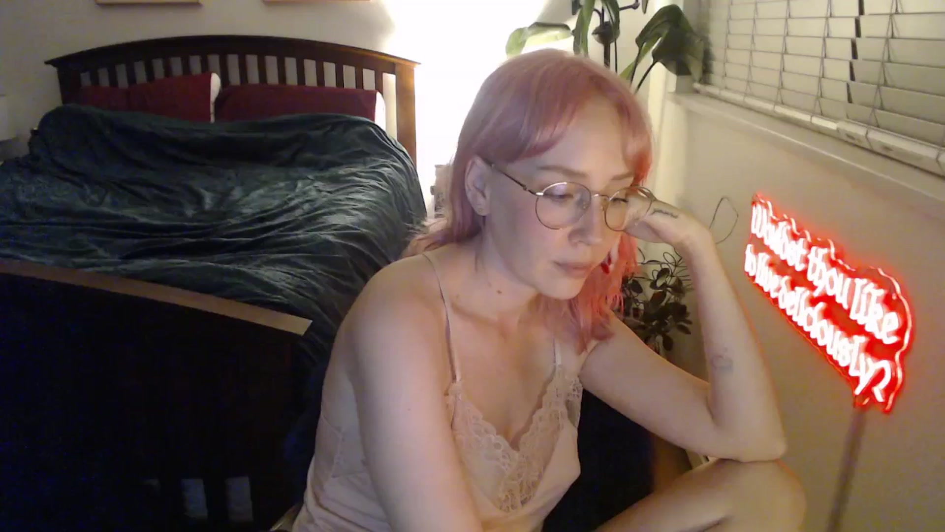 Gallery image thumbnail from NahlaHoney's myfreecams stream on, 01/10/2026, 06:12 image 6 of 20