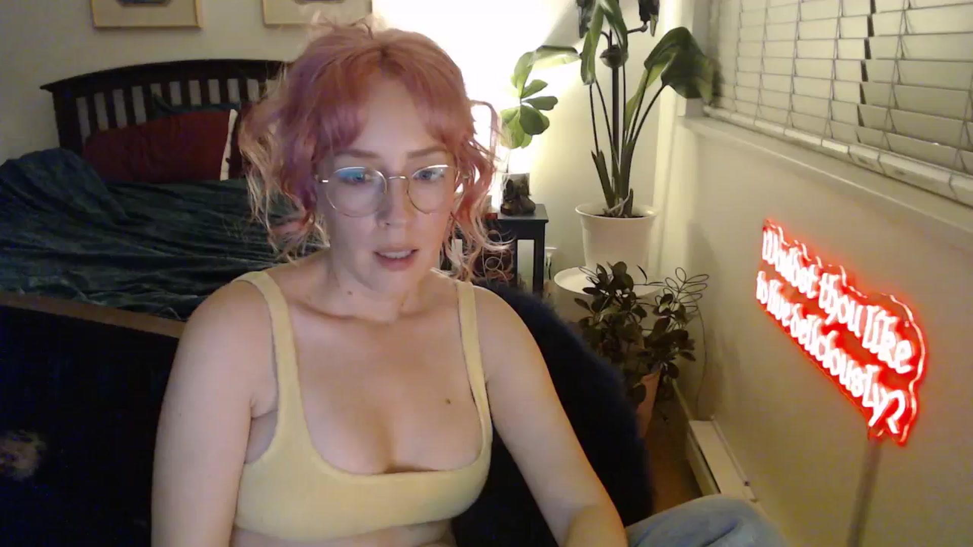 Gallery image thumbnail from NahlaHoney's myfreecams stream on, 01/12/2026, 04:31 image 9 of 20