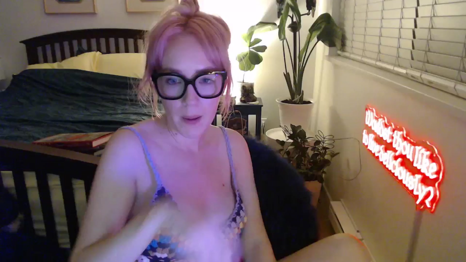 Gallery image thumbnail from NahlaHoney's myfreecams stream on, 01/15/2026, 04:00 image 9 of 20