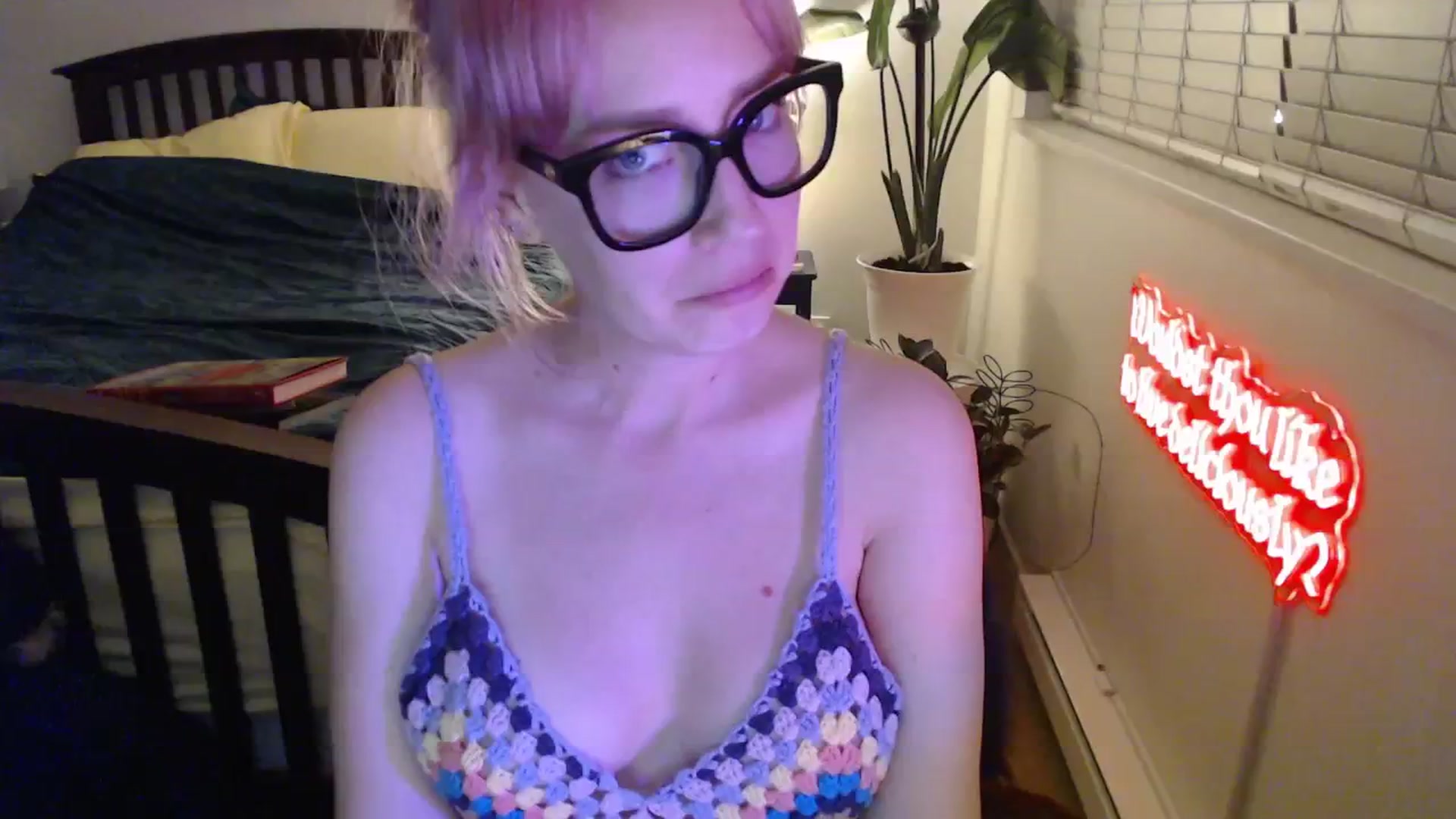 Gallery image thumbnail from NahlaHoney's myfreecams stream on, 01/15/2026, 04:00 image 13 of 20