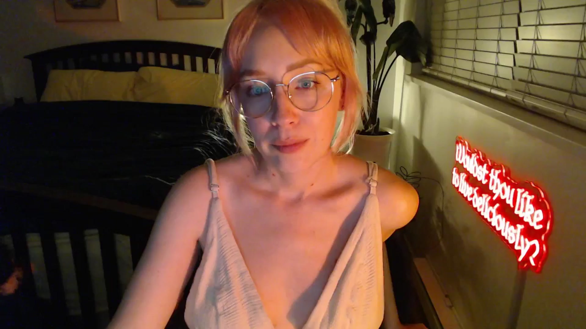 Gallery image thumbnail from NahlaHoney's myfreecams stream on, 01/17/2026, 05:37 image 14 of 20