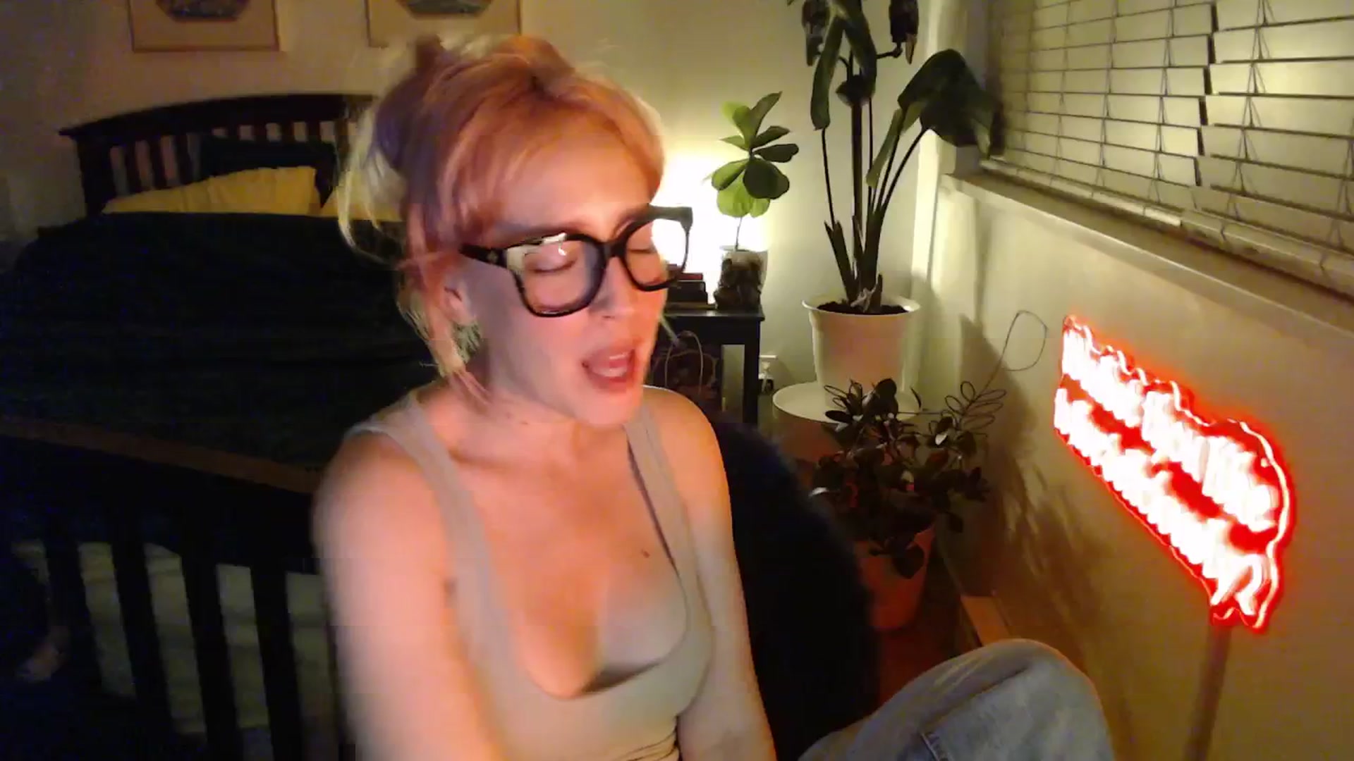Gallery image thumbnail from NahlaHoney's myfreecams stream on, 01/18/2026, 04:52 image 10 of 20