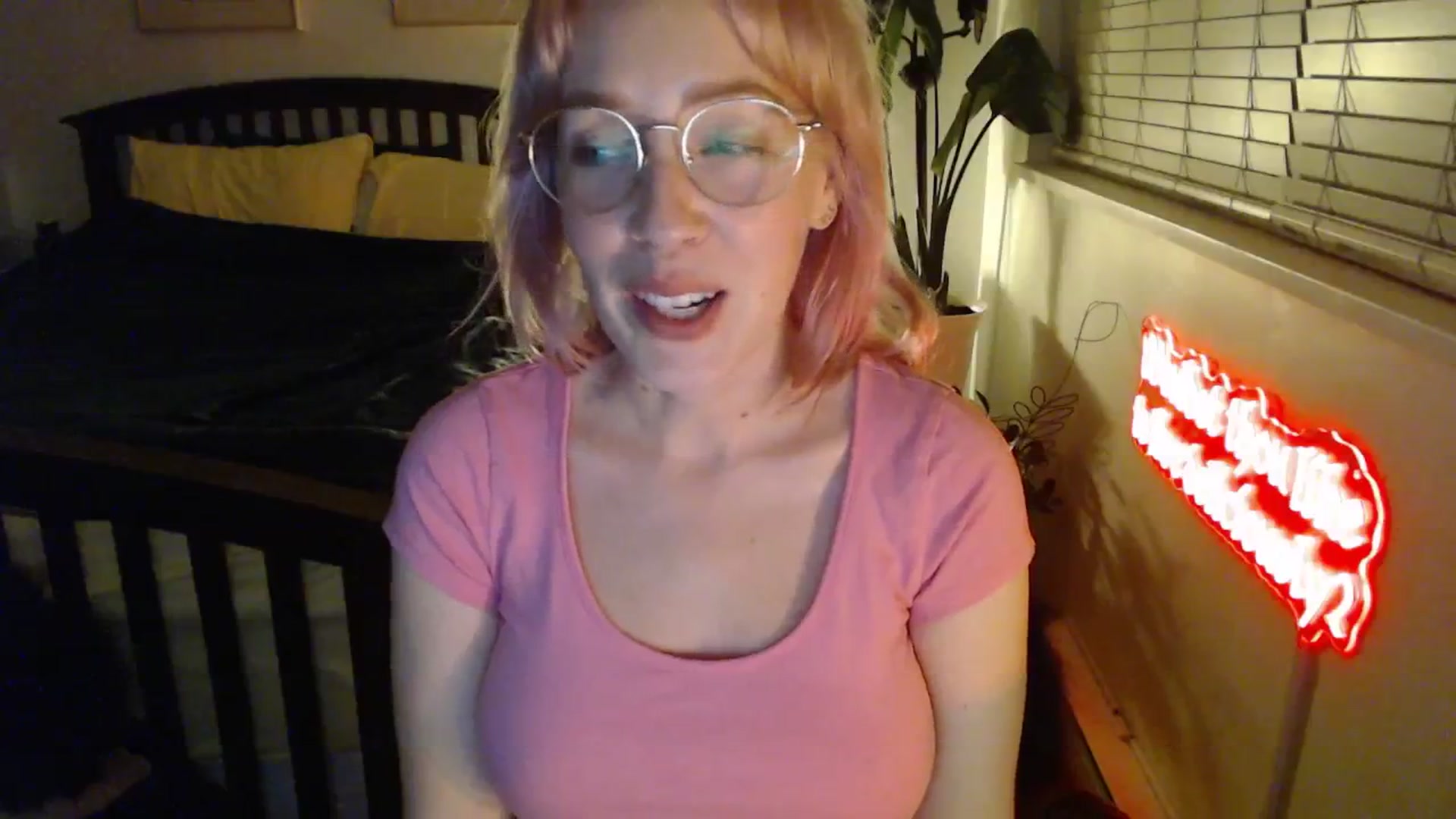 Gallery image thumbnail from NahlaHoney's myfreecams stream on, 01/21/2026, 03:42 image 10 of 20