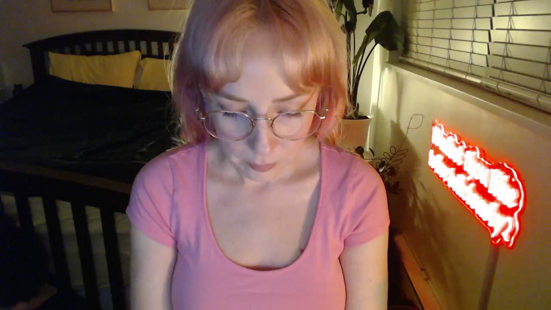 Gallery image thumbnail from NahlaHoney's myfreecams stream on, 01/21/2026, 03:42 image 4 of 20