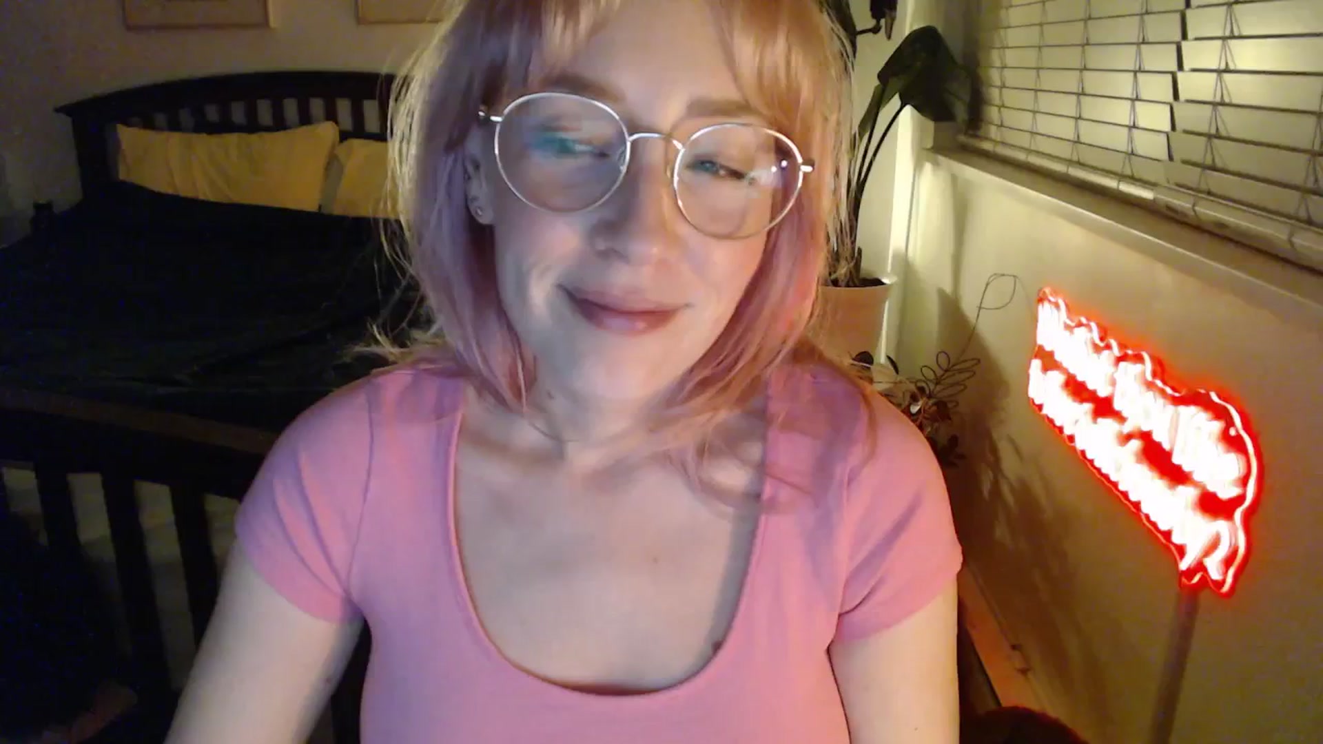Gallery image thumbnail from NahlaHoney's myfreecams stream on, 01/21/2026, 03:42 image 1 of 20